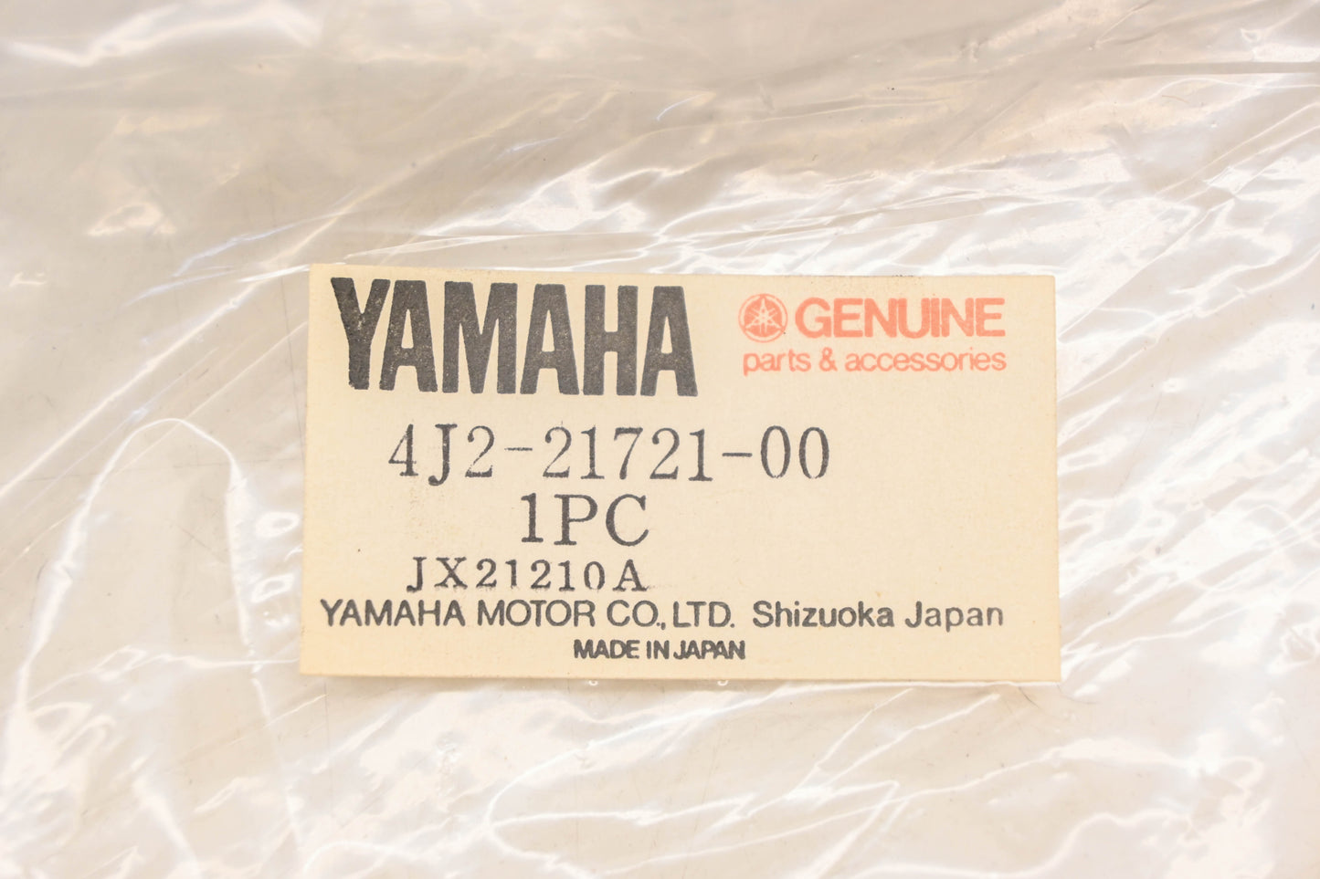 New OEM Yamaha 4J2-21721-00-00 Black Righthand Side Cover NOS