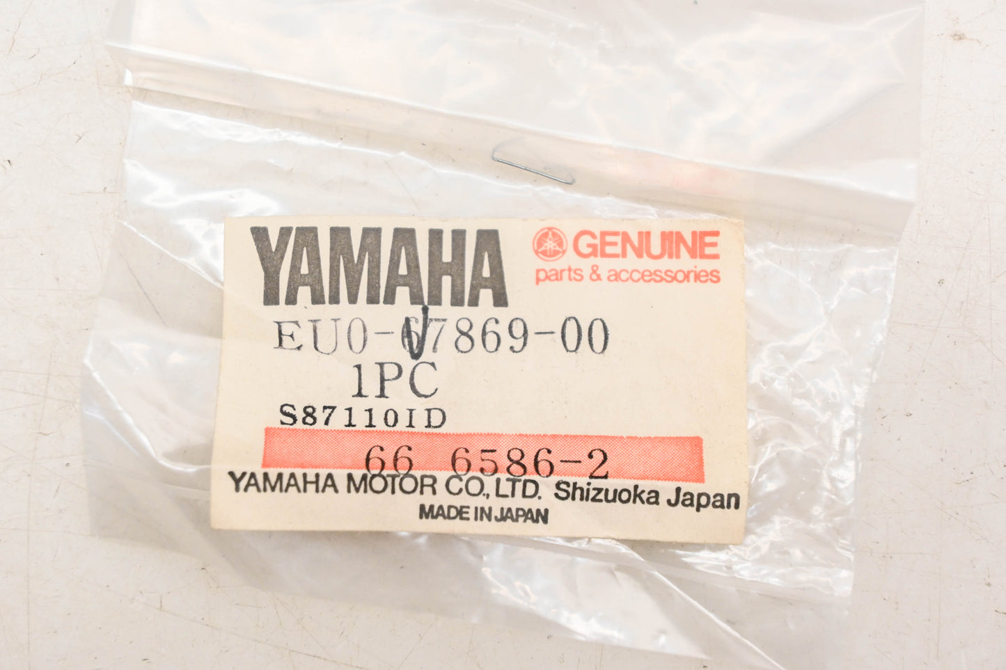 New OEM Yamaha EU0-67869-00-00 Flat Head Screw NOS