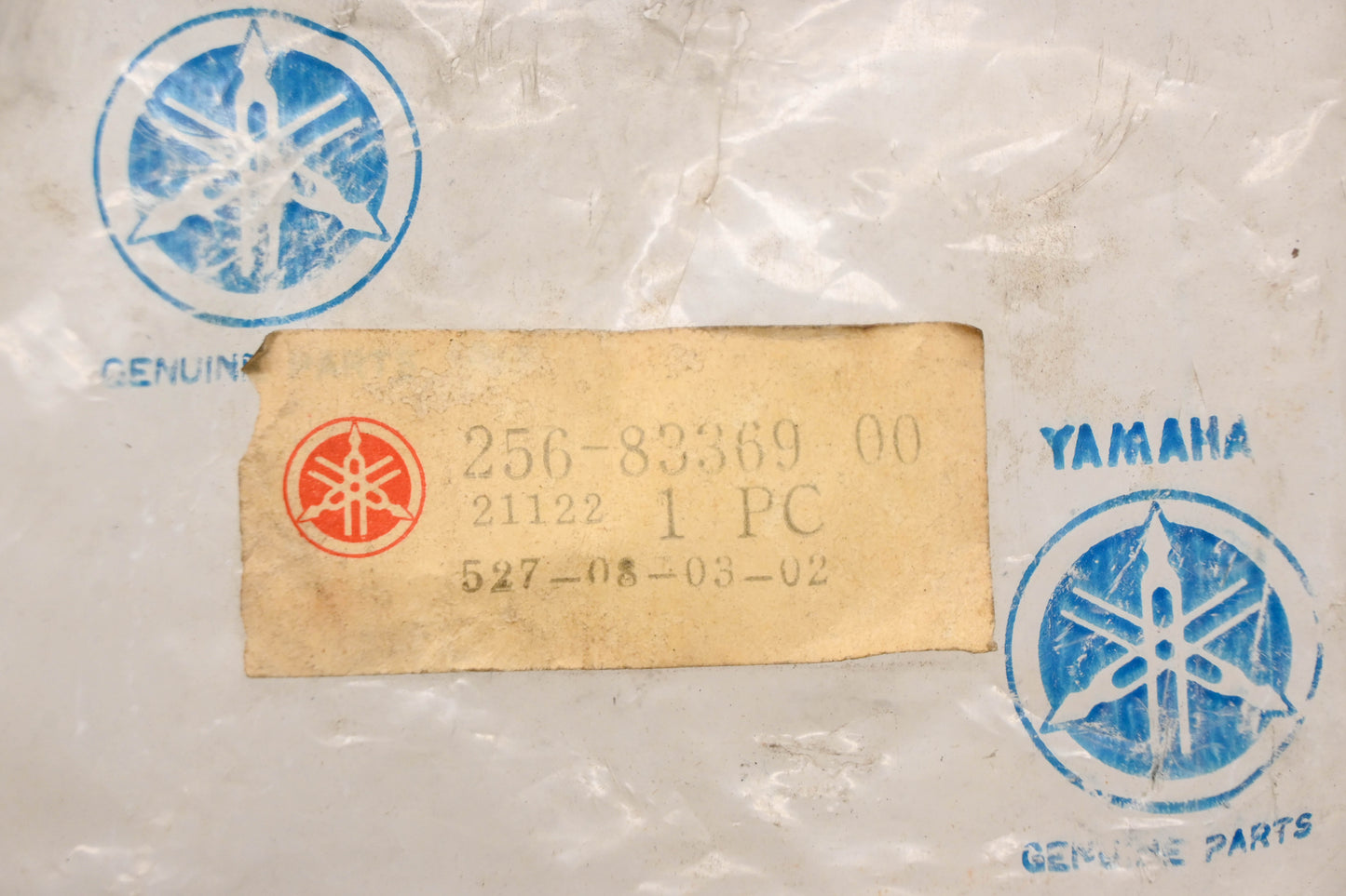 New OEM Yamaha 256-83369-00-00 Flasher Light Stay NOS