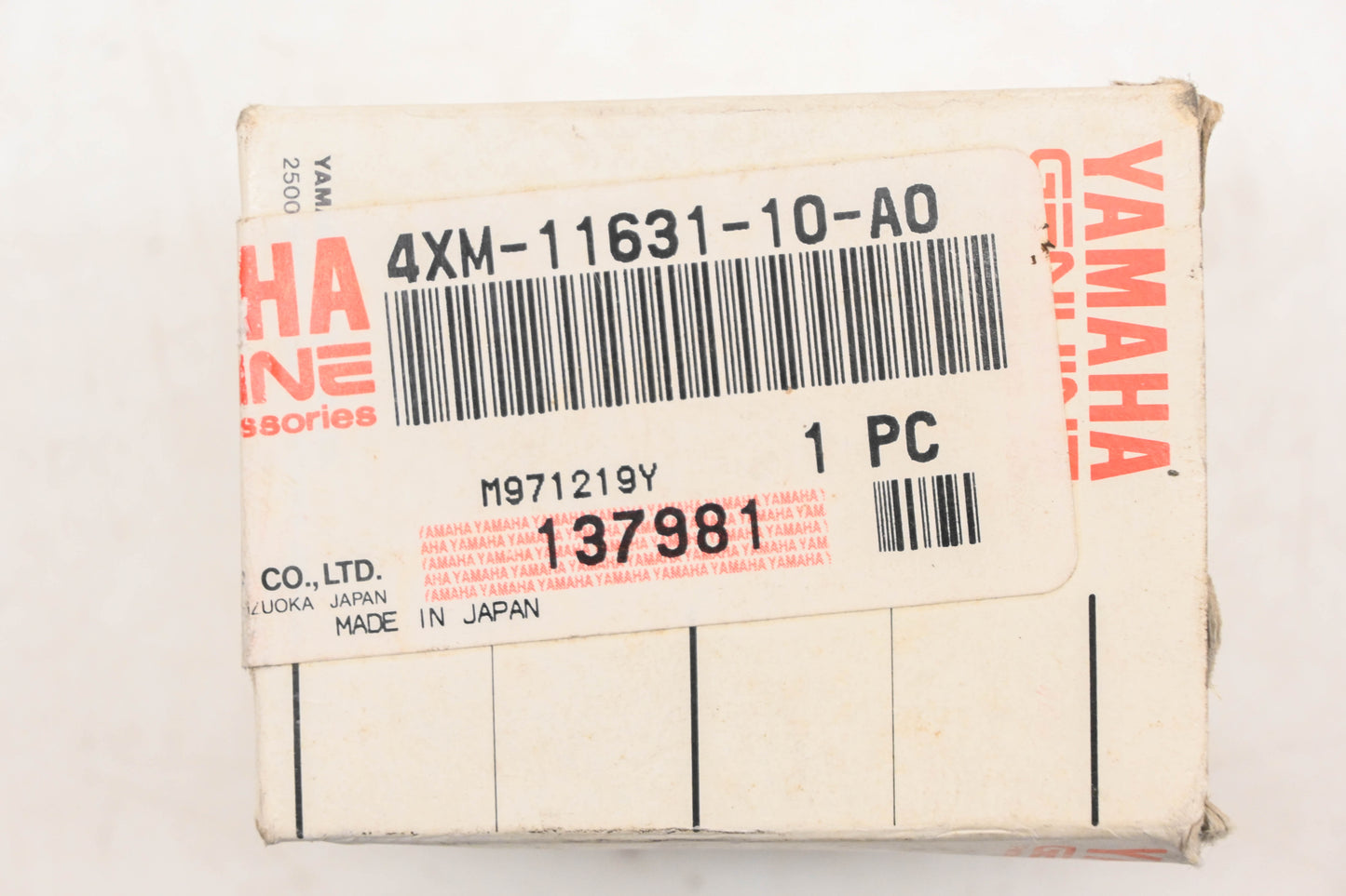 New OEM Yamaha 4XM-11631-10-A0 Piston STD NOS
