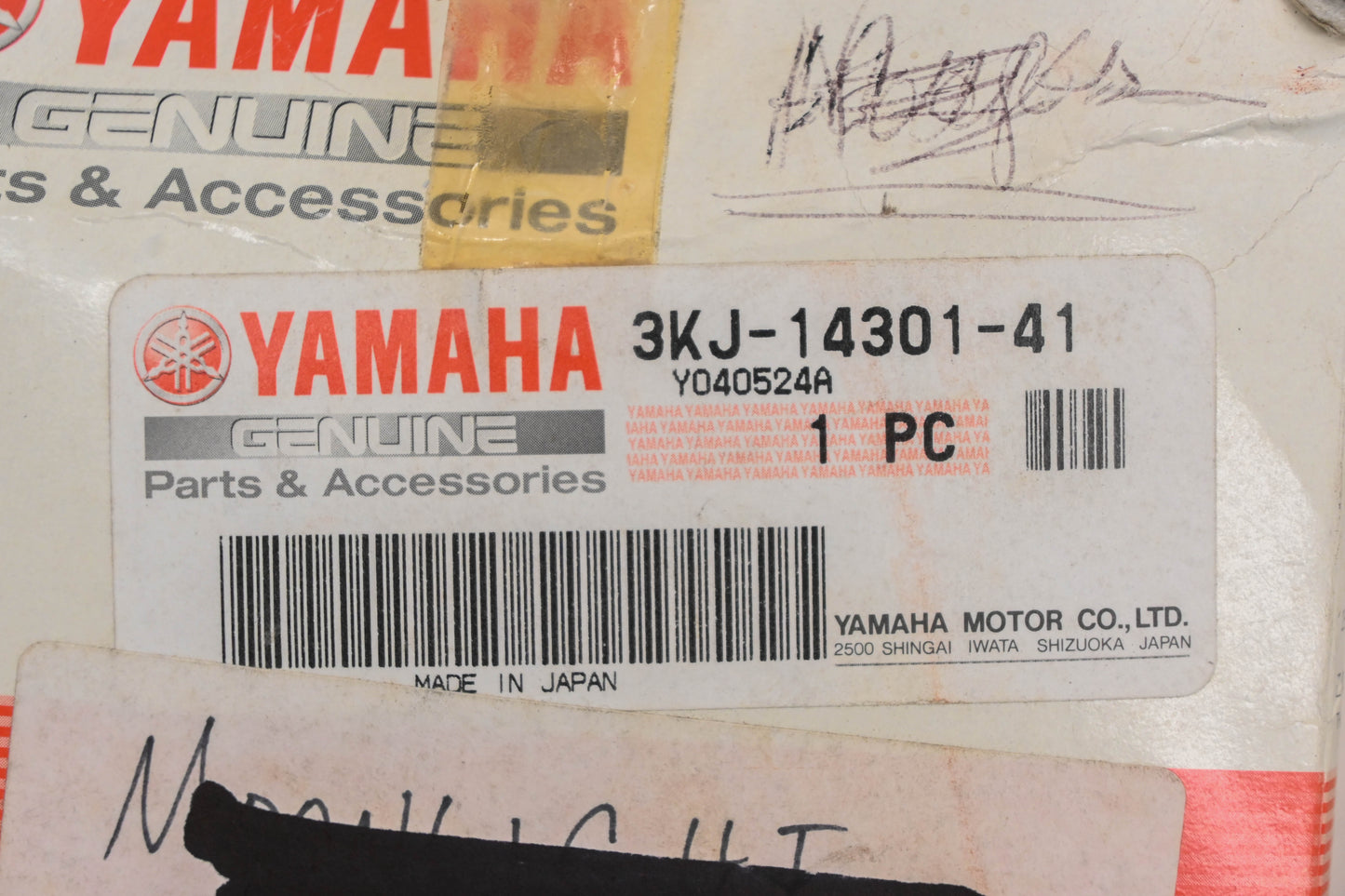 New OEM Yamaha 3KJ-14301-41-00 Carburetor Assembly NOS