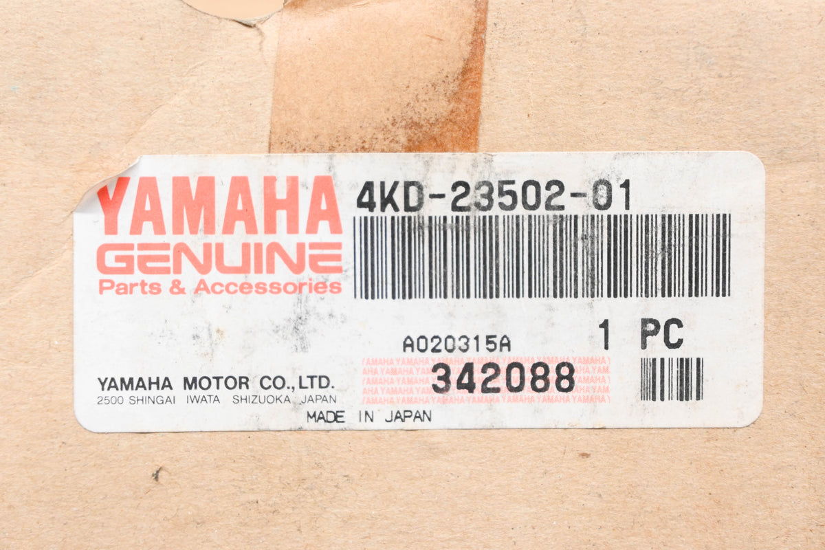New OEM Yamaha 4KD-23502-01-00 Front Right Steering Knuckle NOS