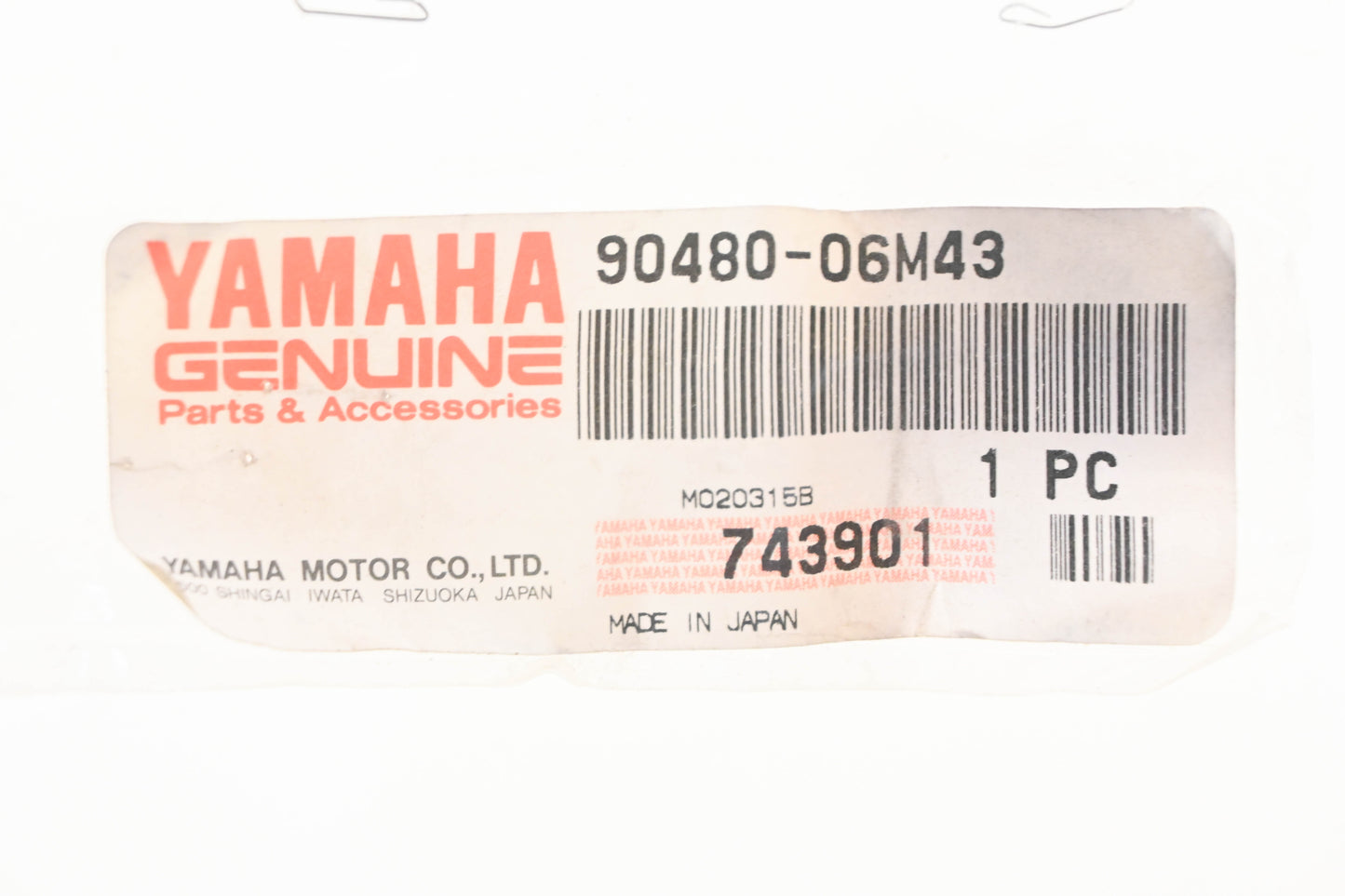 New OEM Yamaha 90480-06M43-00 Grommet NOS