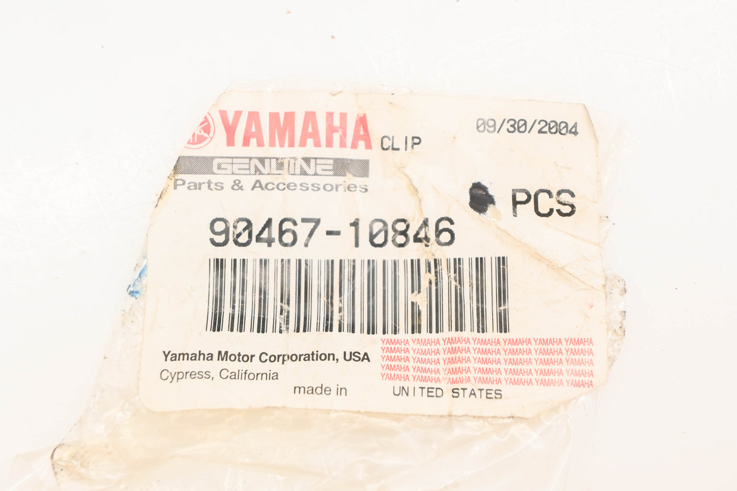 New OEM Yamaha 90467-10846-00 Clip NOS