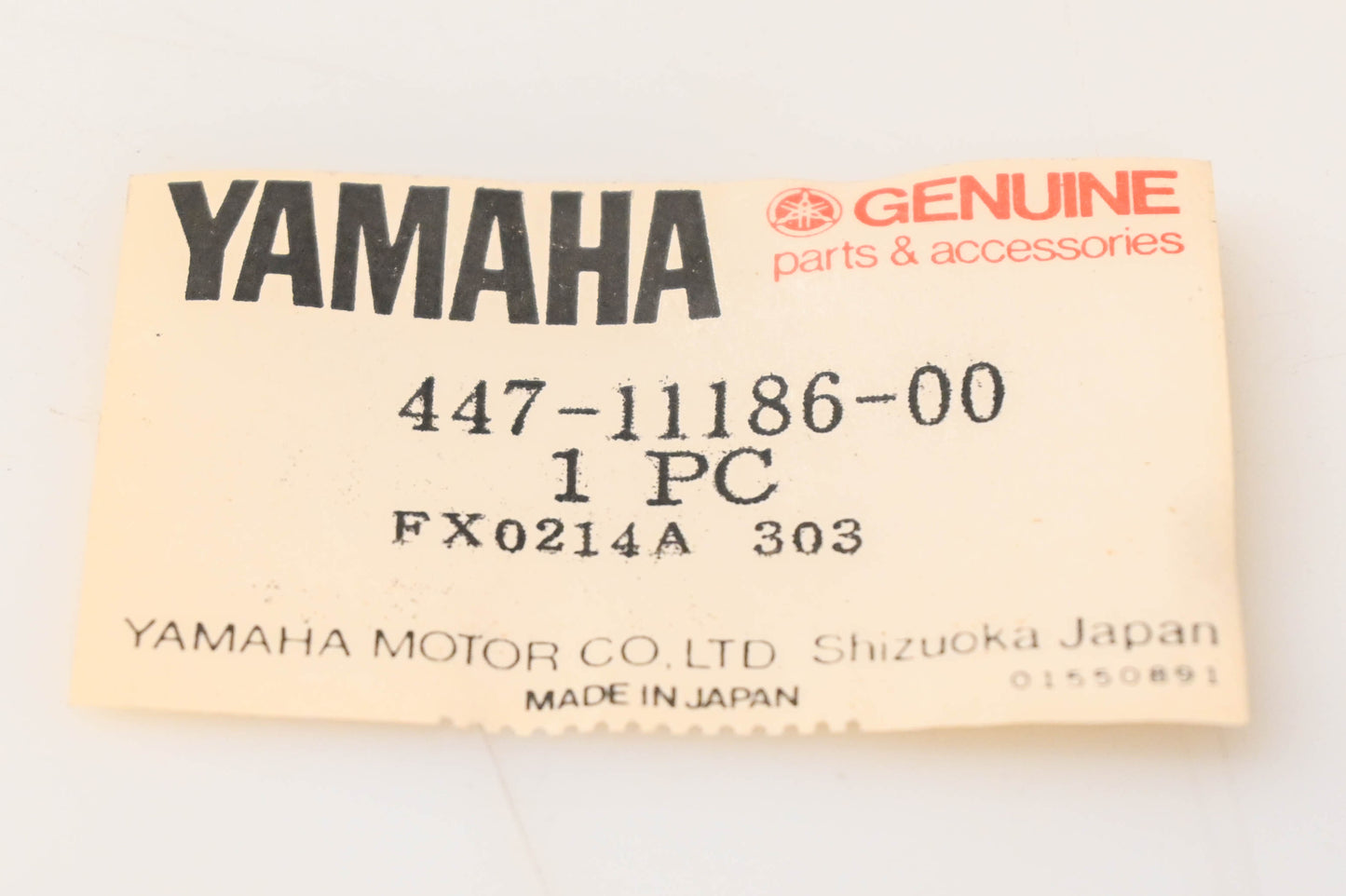 New OEM Yamaha 447-11186-00-00 Cylinder Head Cover NOS