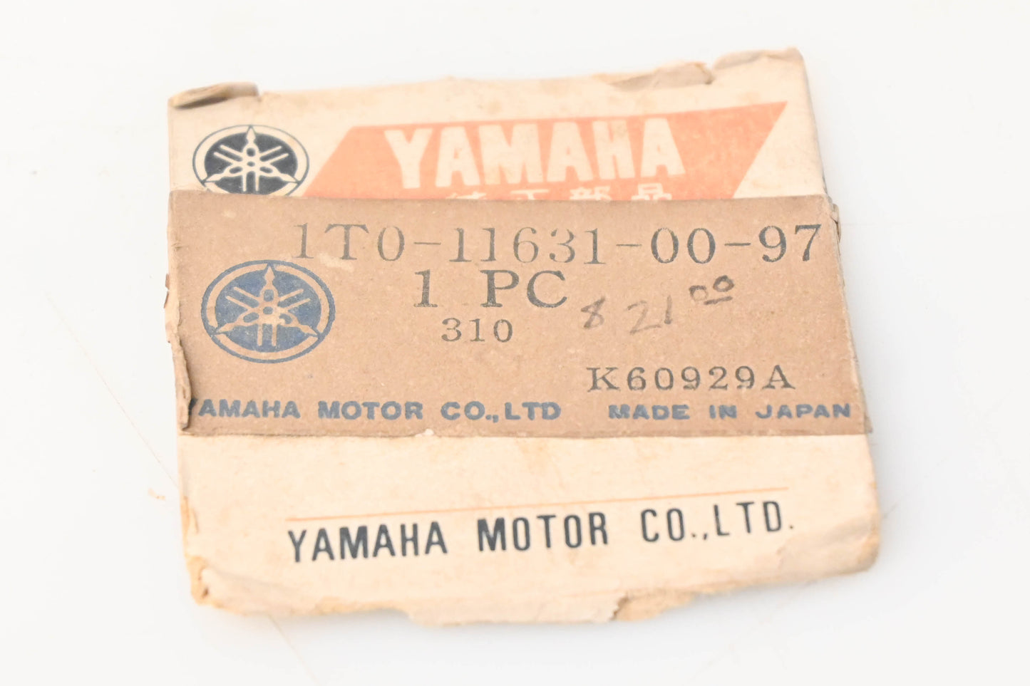 New OEM Yamaha 1T0-11631-00-97 Piston NOS