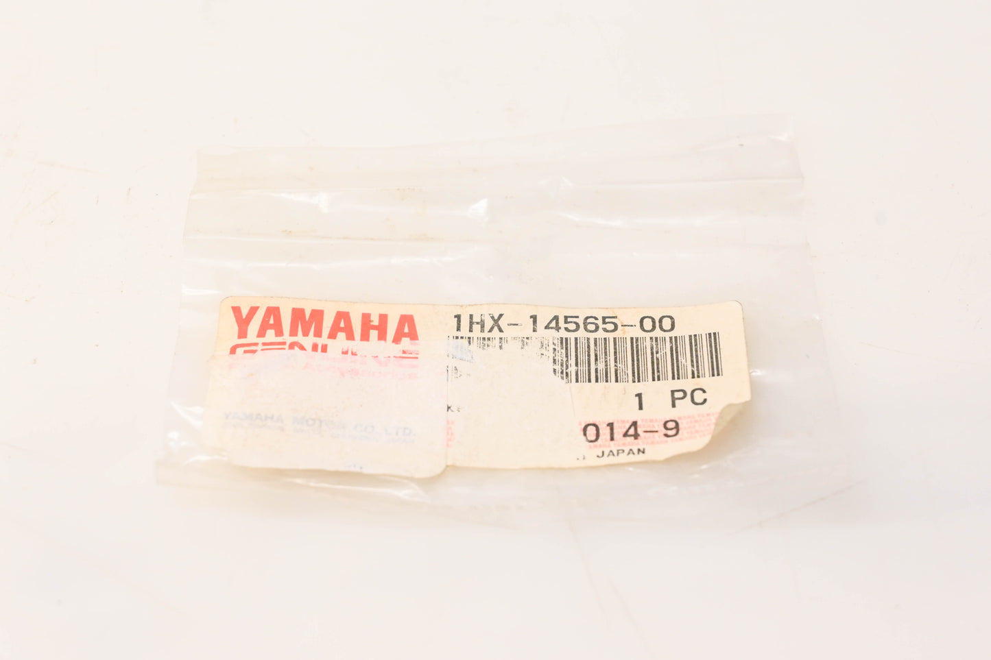 New OEM Yamaha 1HX-14565-00-00 Carburetor Screw NOS