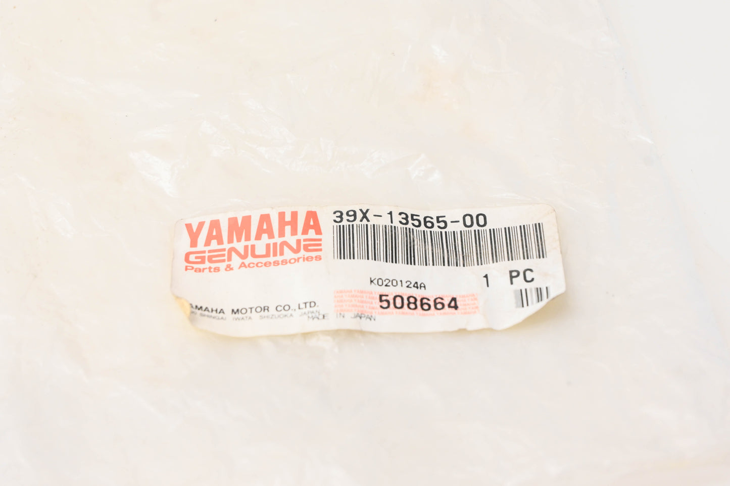 New OEM Yamaha 39X-13565-00-00 Carburetor Intake Manifold NOS