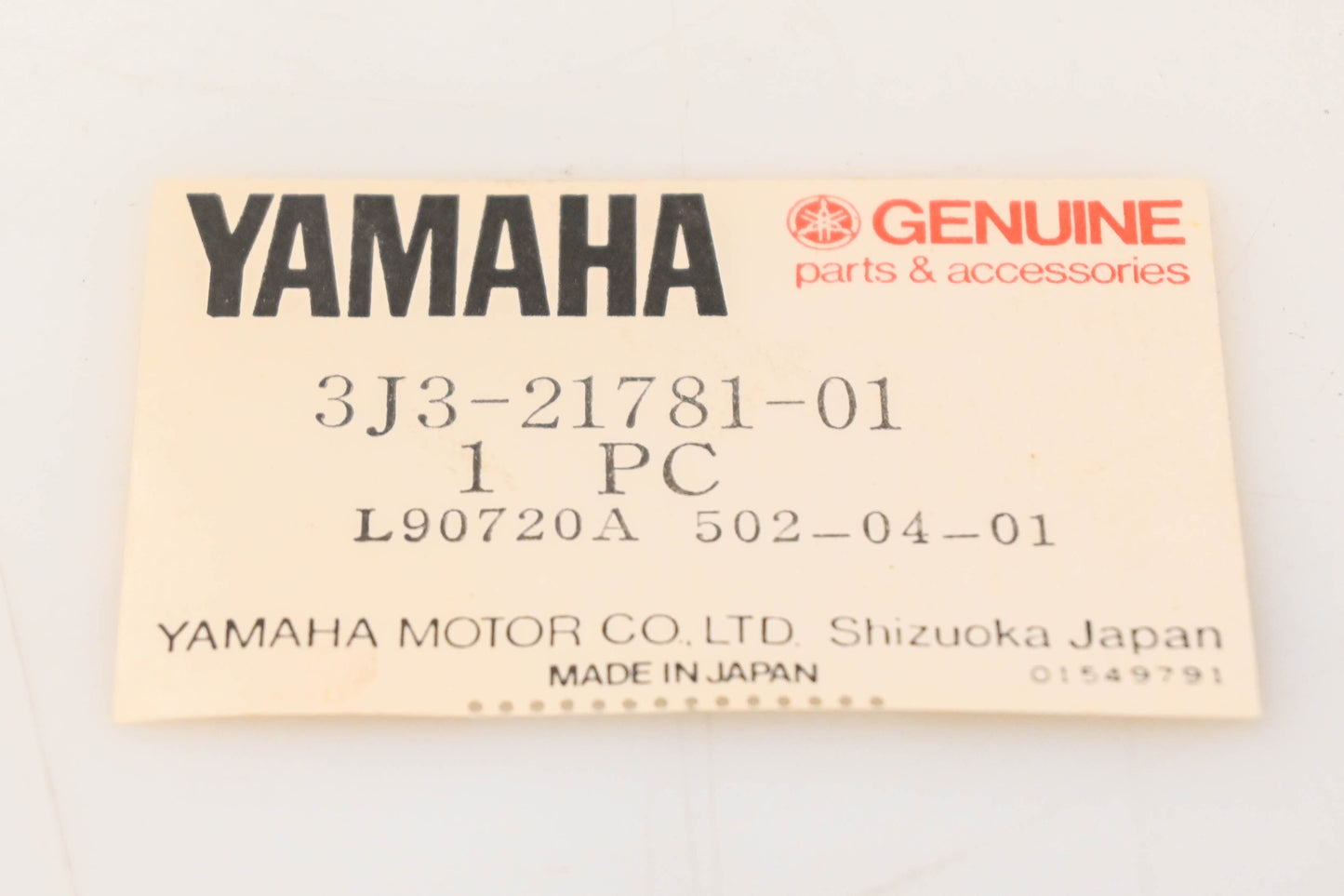 New OEM Yamaha 3J3-21781-01-00 Emblem NOS