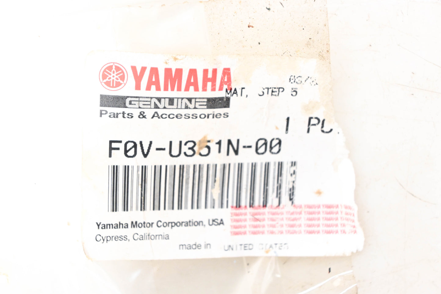 New OEM Yamaha F0V-U351N-00-00 Step Mat #5 NOS