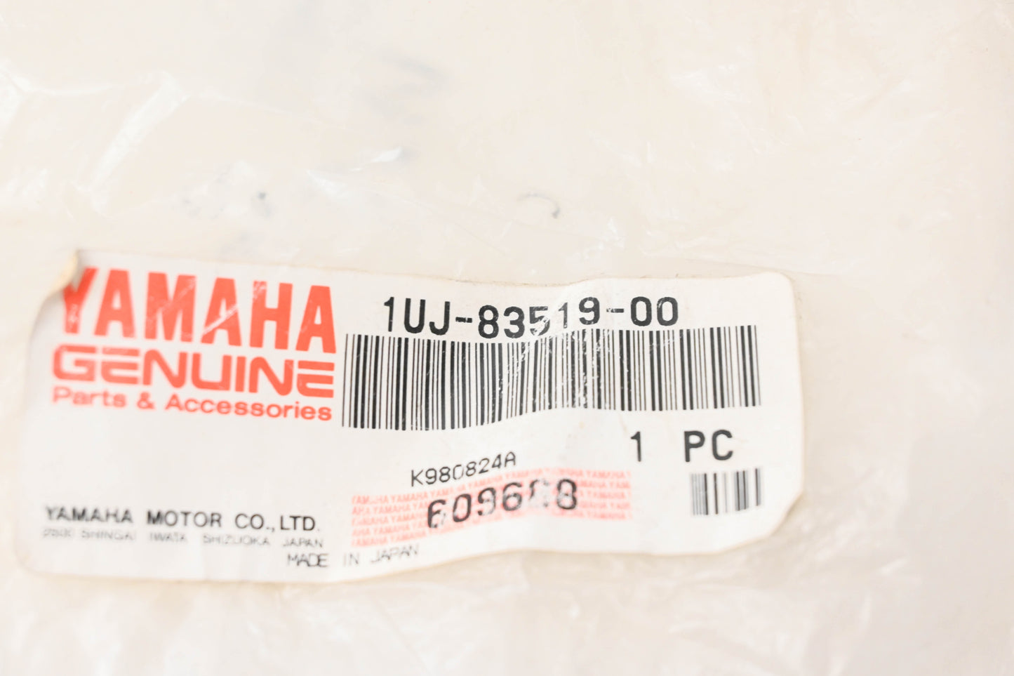 New OEM Yamaha 1UJ-83519-00-00 Meter Bracket NOS