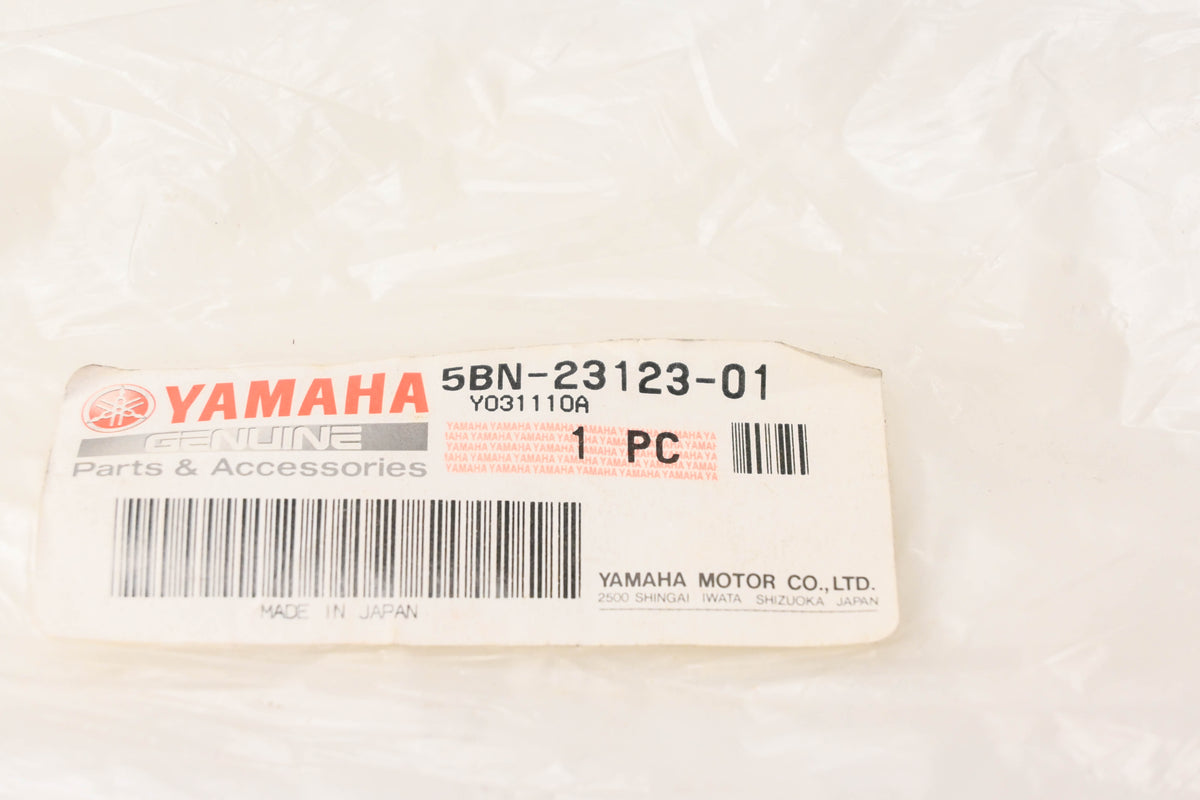 New OEM Yamaha 5BN-23123-01-00 Lower Cover NOS