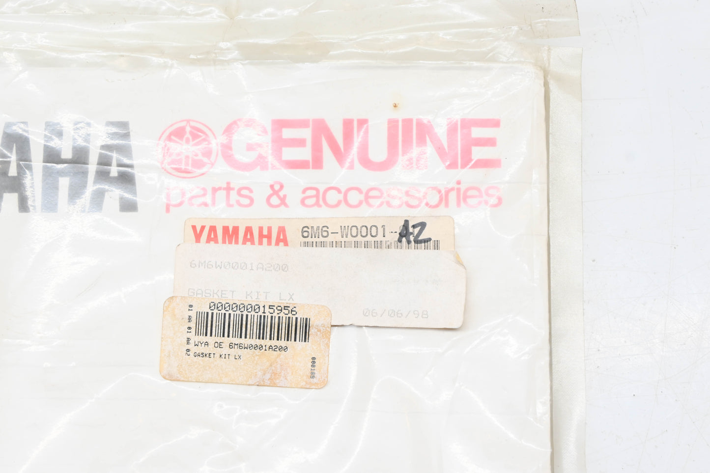 New OEM Yamaha 6M6-W0001-A2-00 Gasket Kit NOS
