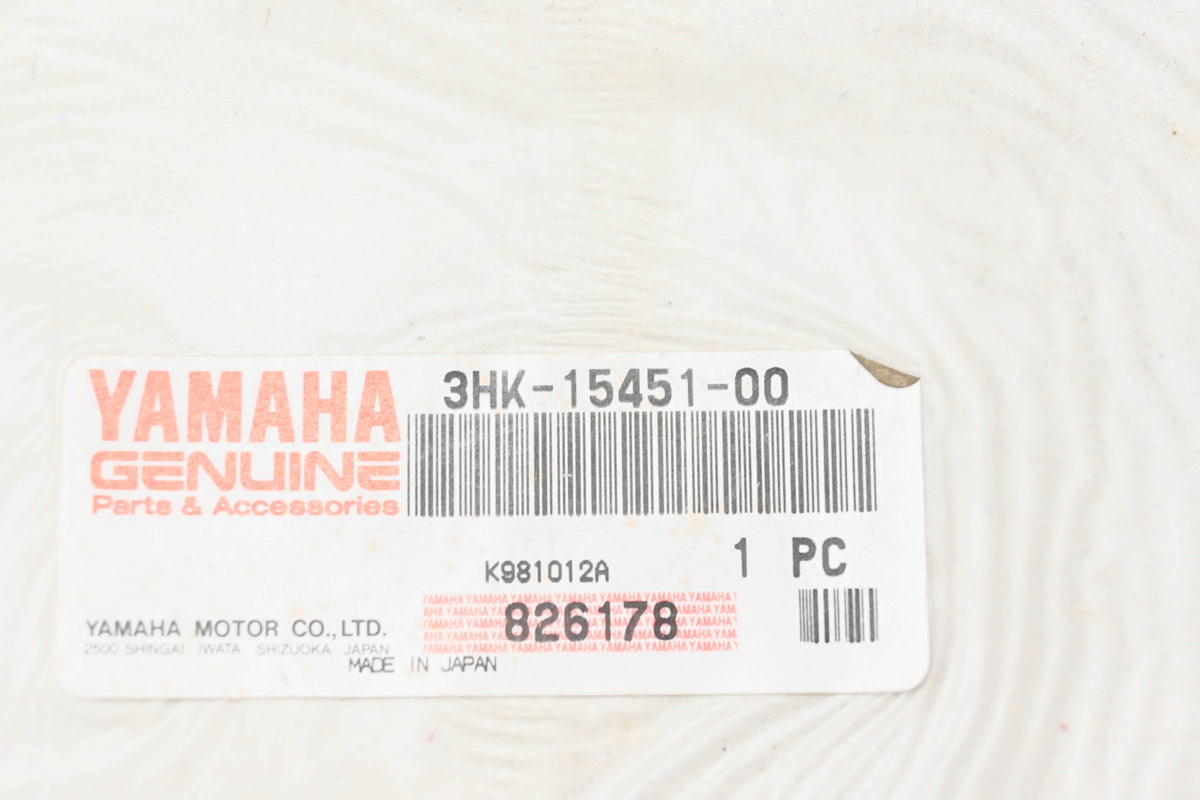New OEM Yamaha 3HK-15451-00-00 Crankcase Cover Gasket NOS
