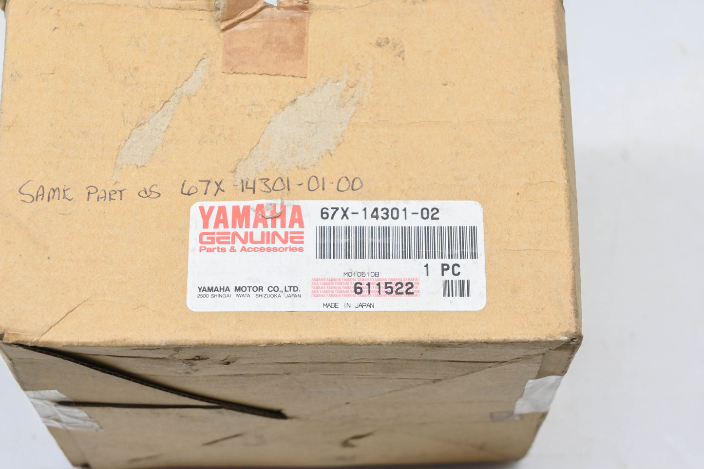 New OEM Yamaha 67X-14301-02-00 Carburetor Assembly NOS