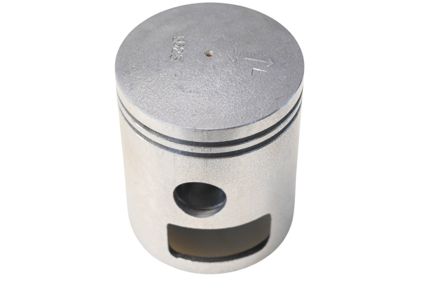 New OEM Yamaha 137-11637-61-00 Piston 3rd O/S NOS