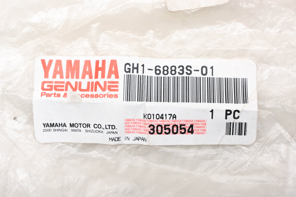New OEM Yamaha GH1-6883S-01-00 Purple Right Stabilizer Cap NOS