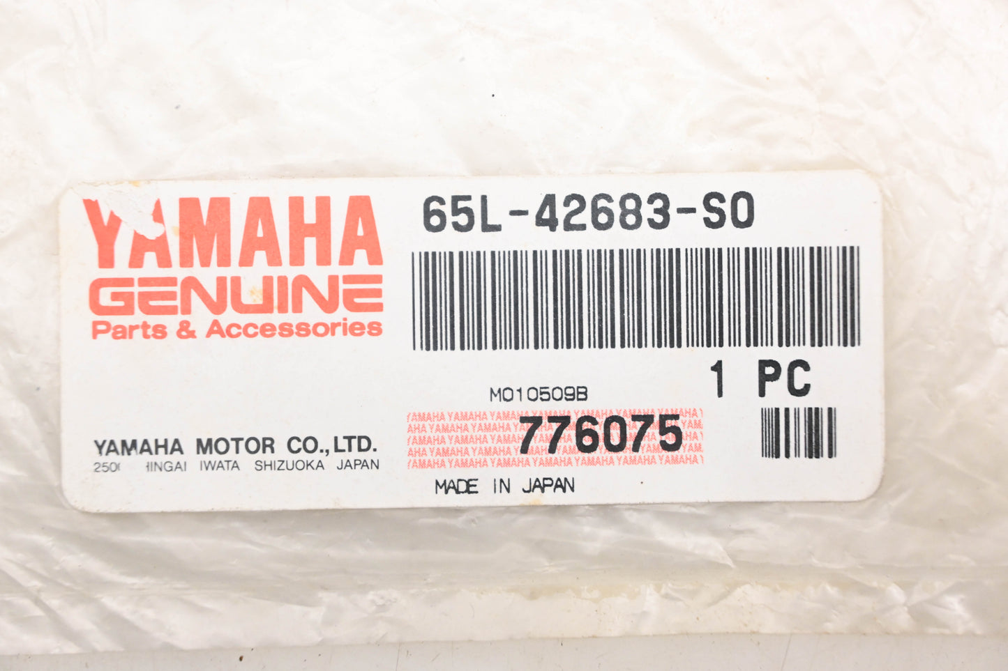 New OEM Yamaha 65L-42683-S0-00 V76 Cowling Mark NOS