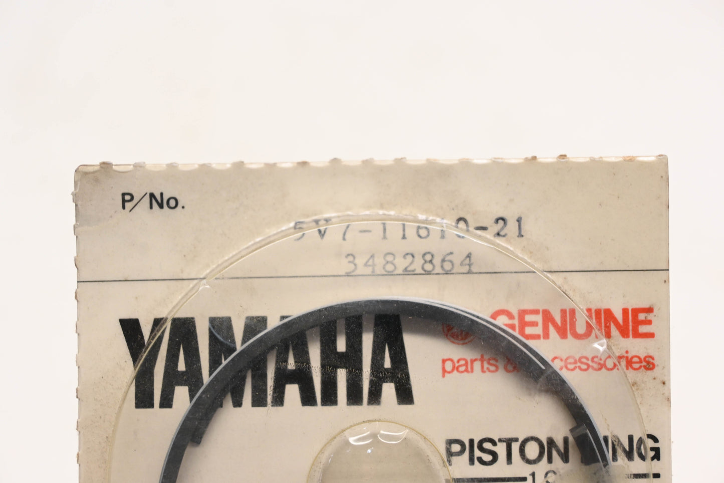 New OEM Yamaha 5V7-11610-+21-00 Piston Ring Kit NOS