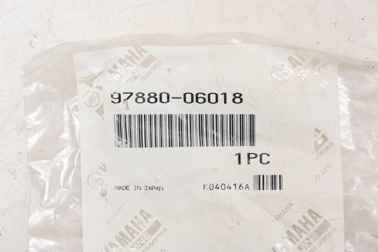 New OEM Yamaha 97880-06018-00 Pan Head Screws Qty 2 NOS