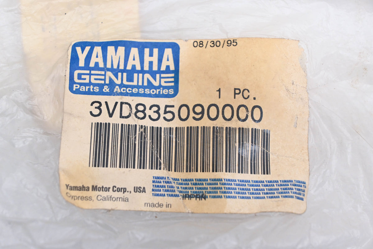 New OEM Yamaha 3VD-83509-00-00 Socket Cord Assembly Indicator Harness NOS