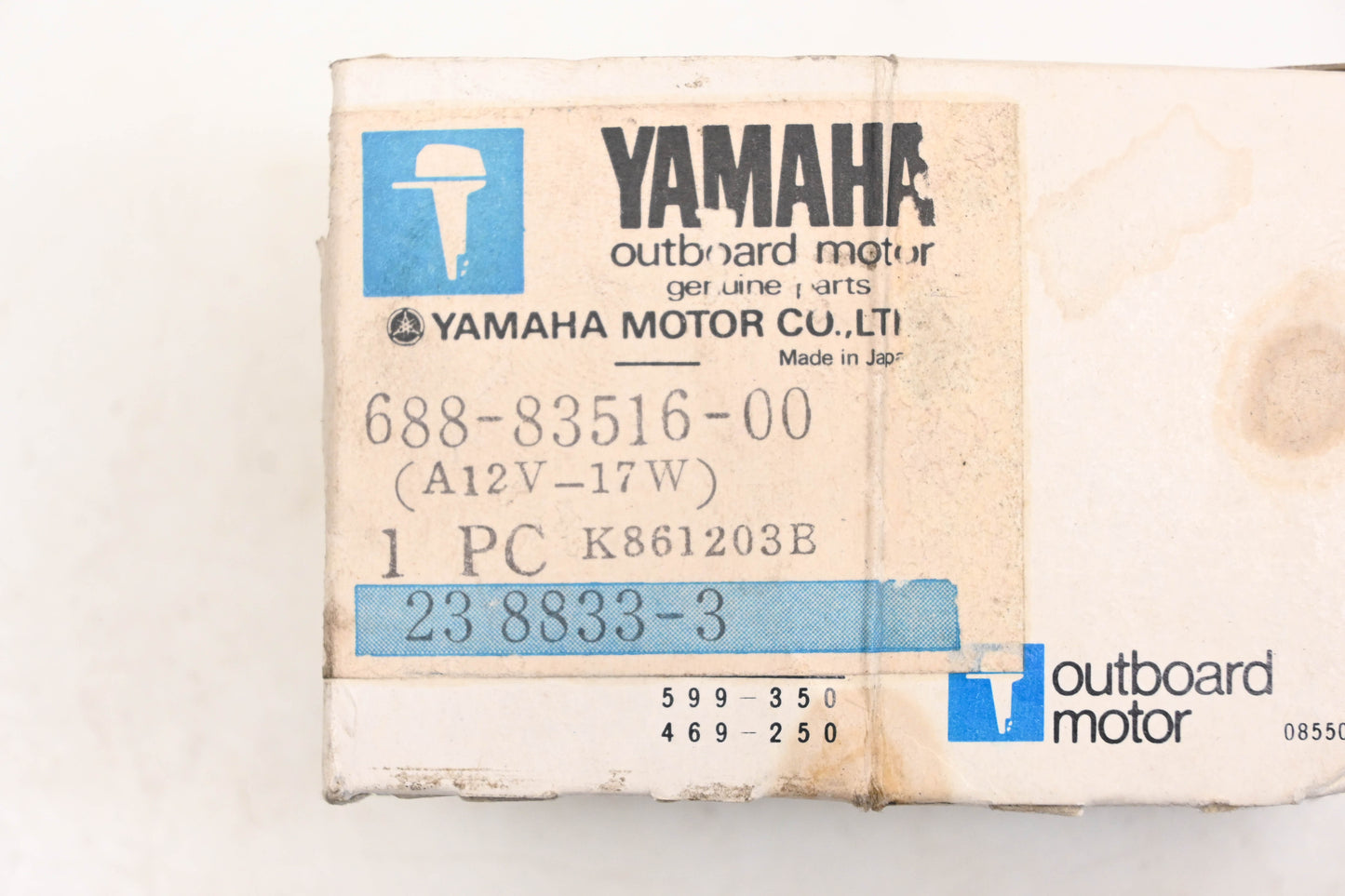 New OEM Yamaha 688-83516-00-00 Gauge Light Bulb A12v-17w NOS