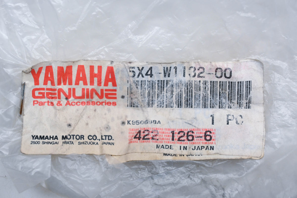 New OEM Yamaha 5X4-W1132-00-00 Cylinder Power Valve Holder NOS