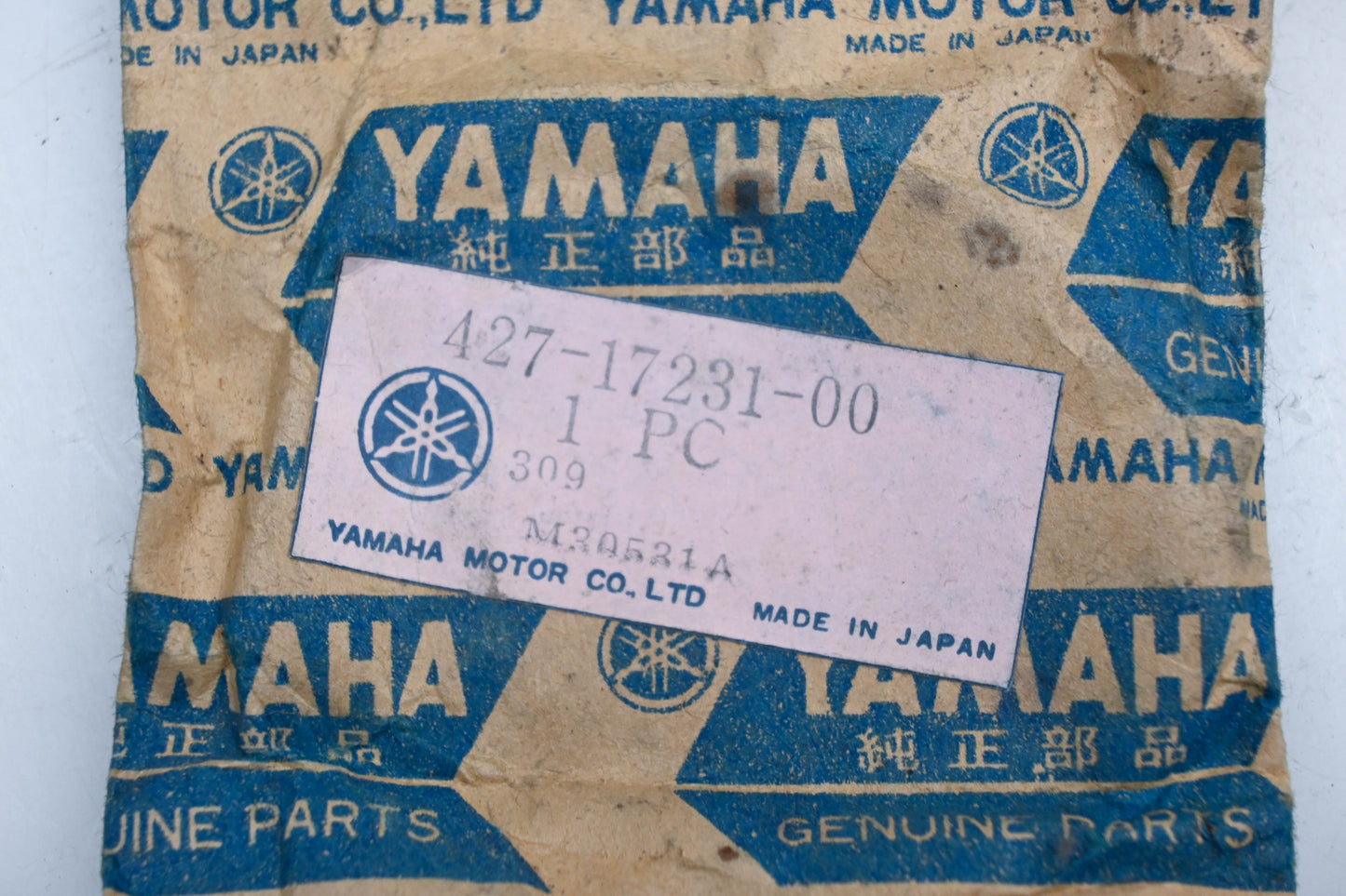 New OEM Yamaha 427-17231-00-00 Wheel Gear #3 NOS