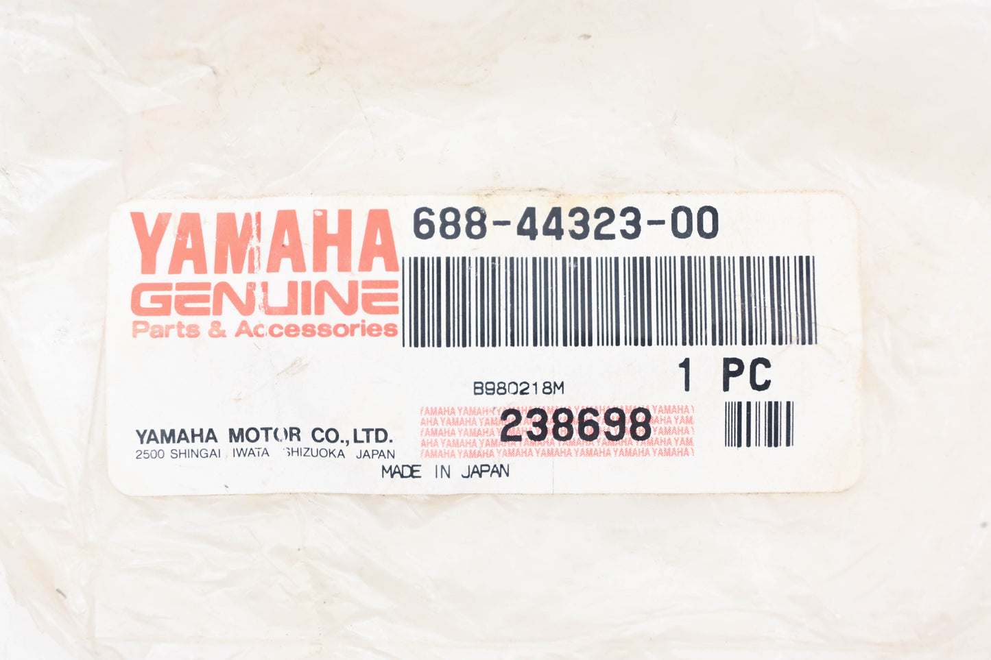 New OEM Yamaha 688-44323-00-00 Water Pump Base Plate NOS
