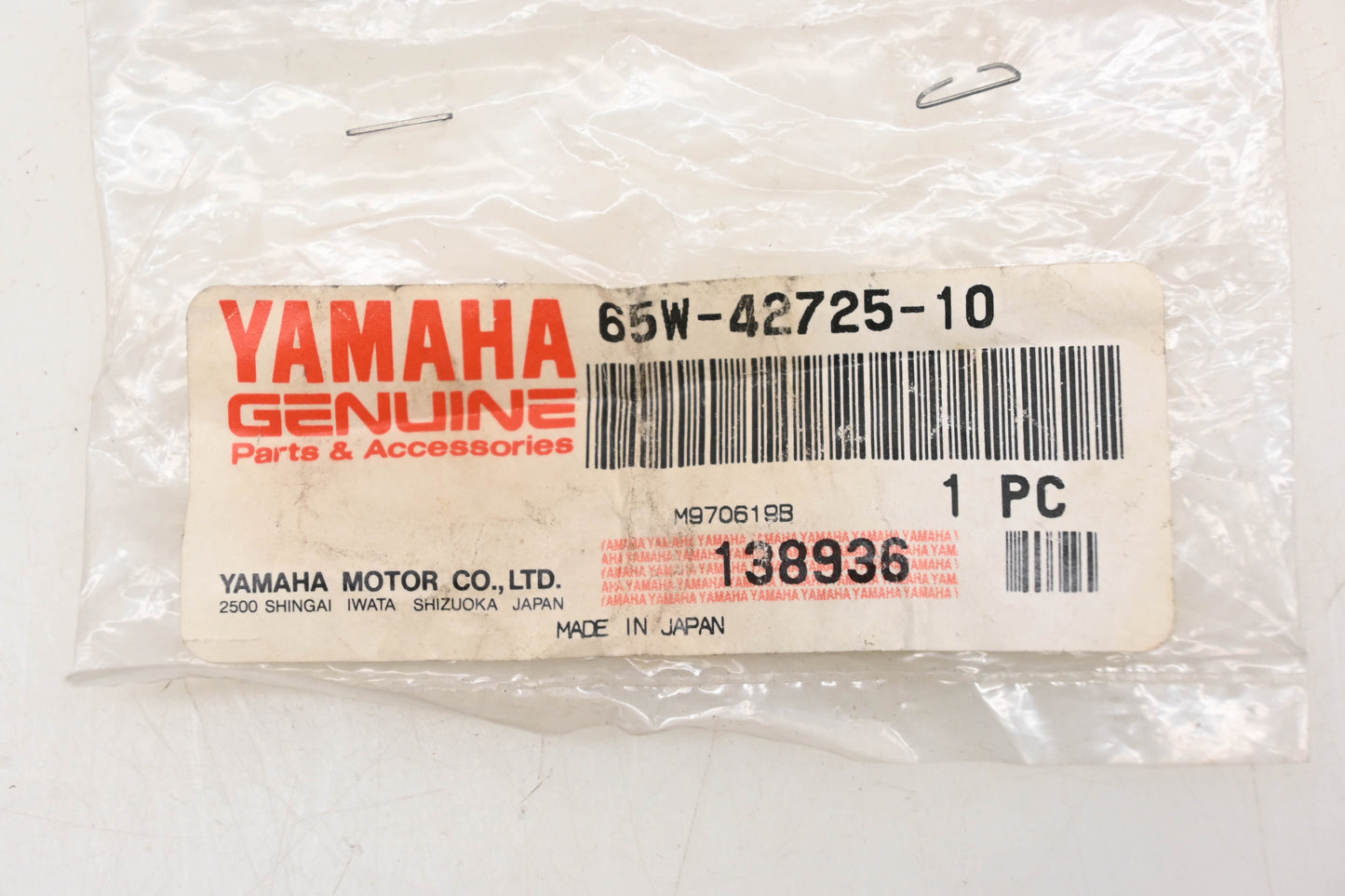 New OEM Yamaha 65W-42725-10-00 Grommet NOS