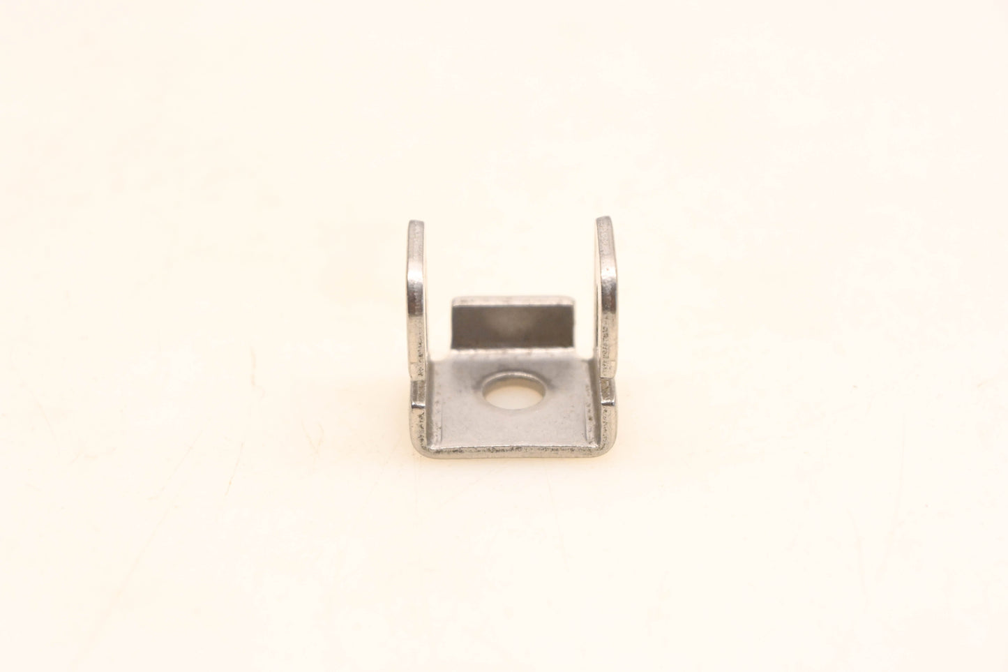 New OEM Yamaha EU0-65772-30-00 Strap Hook NOS