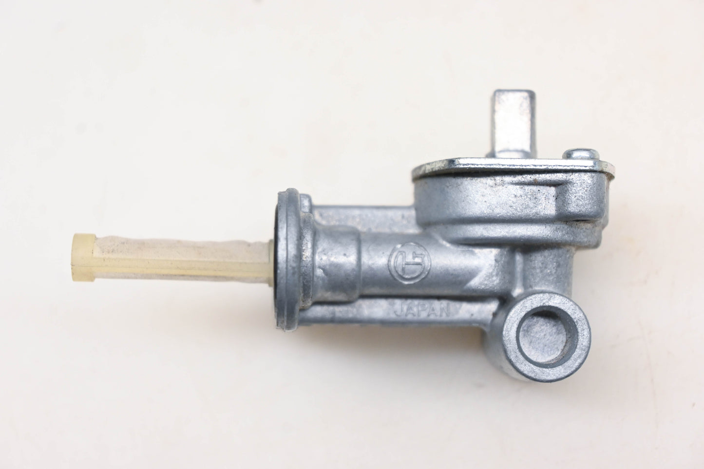 New OEM Yamaha 2GU-24500-01-00 Fuel Petcock Valve Assembly NOS