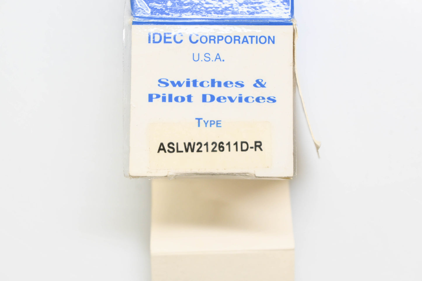 IDEC ASLW212611D-R Illuminated Selector Switch NOS