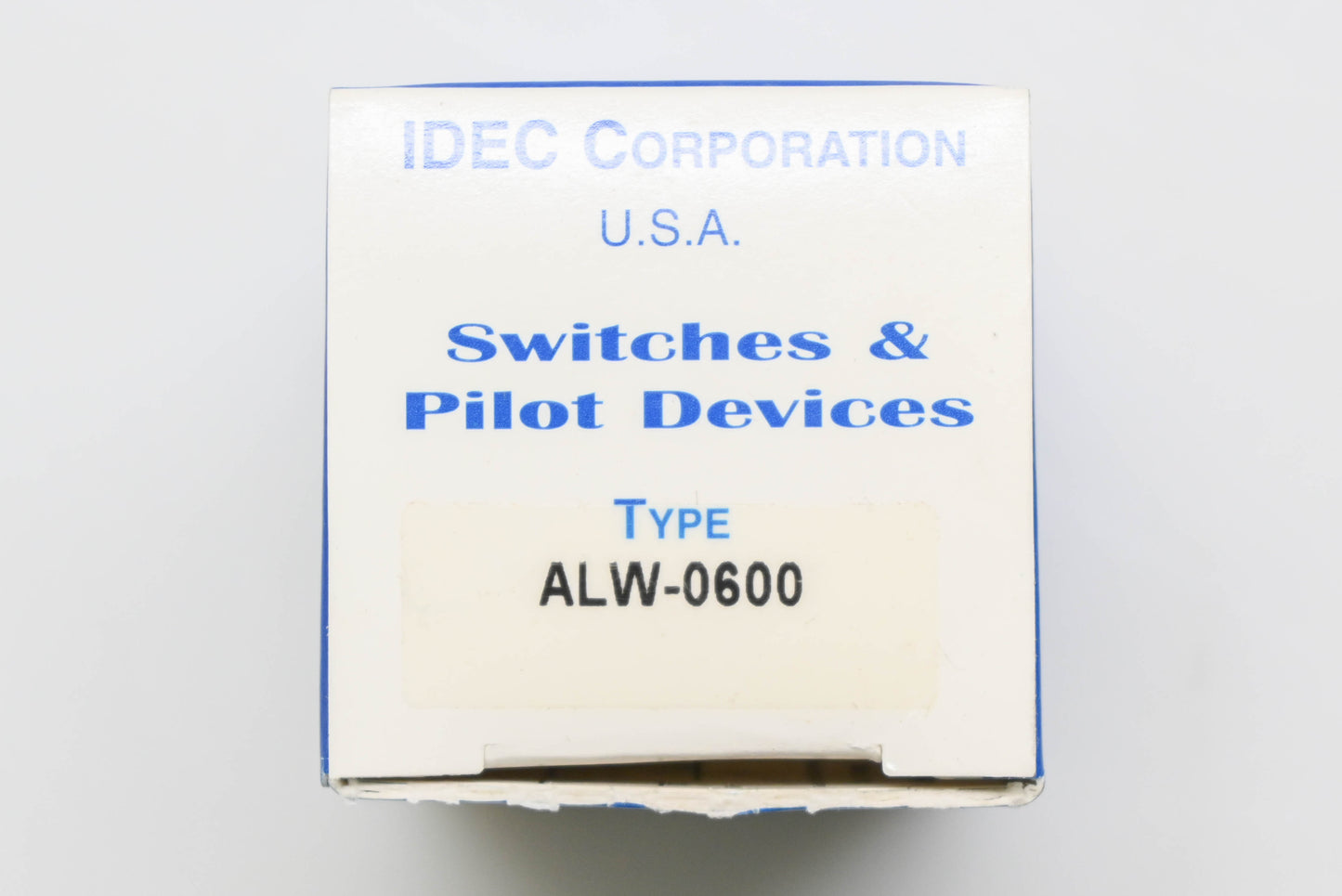 IDEC ALW-0600 Momentary Push Button Head NOS