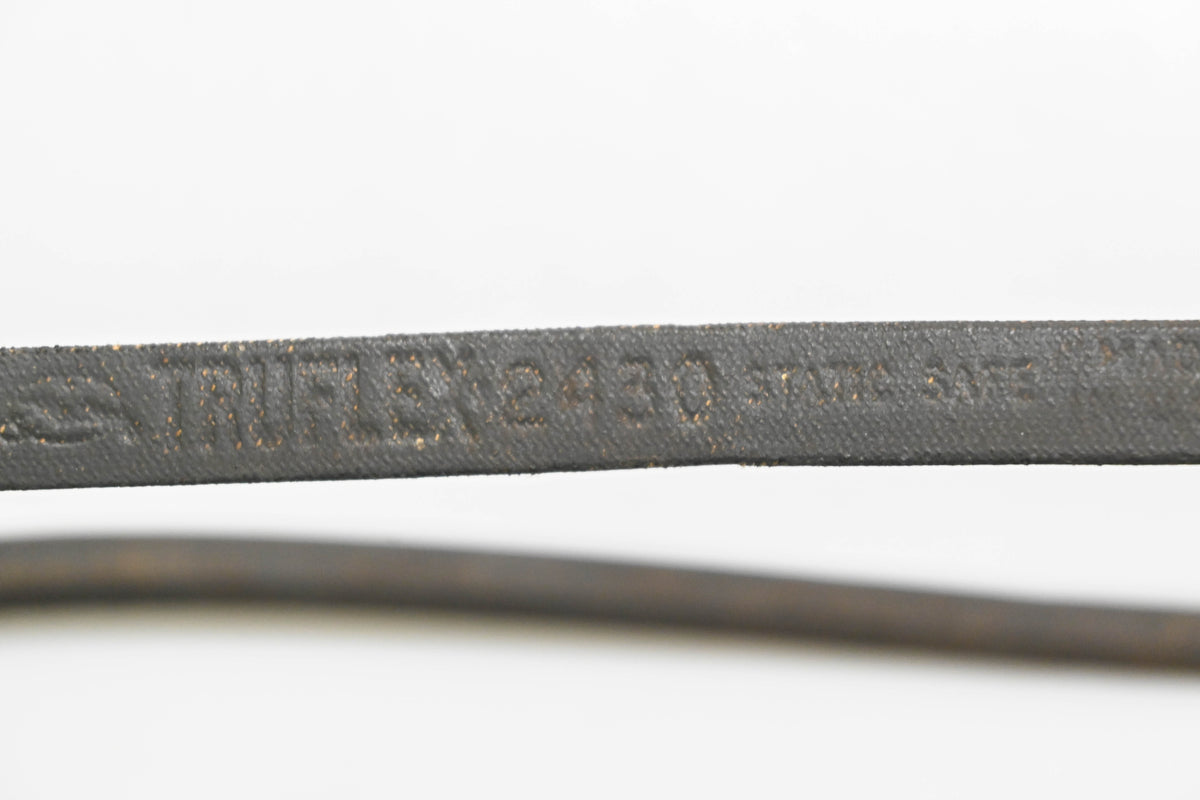Gates 2430 V-Belt NOS