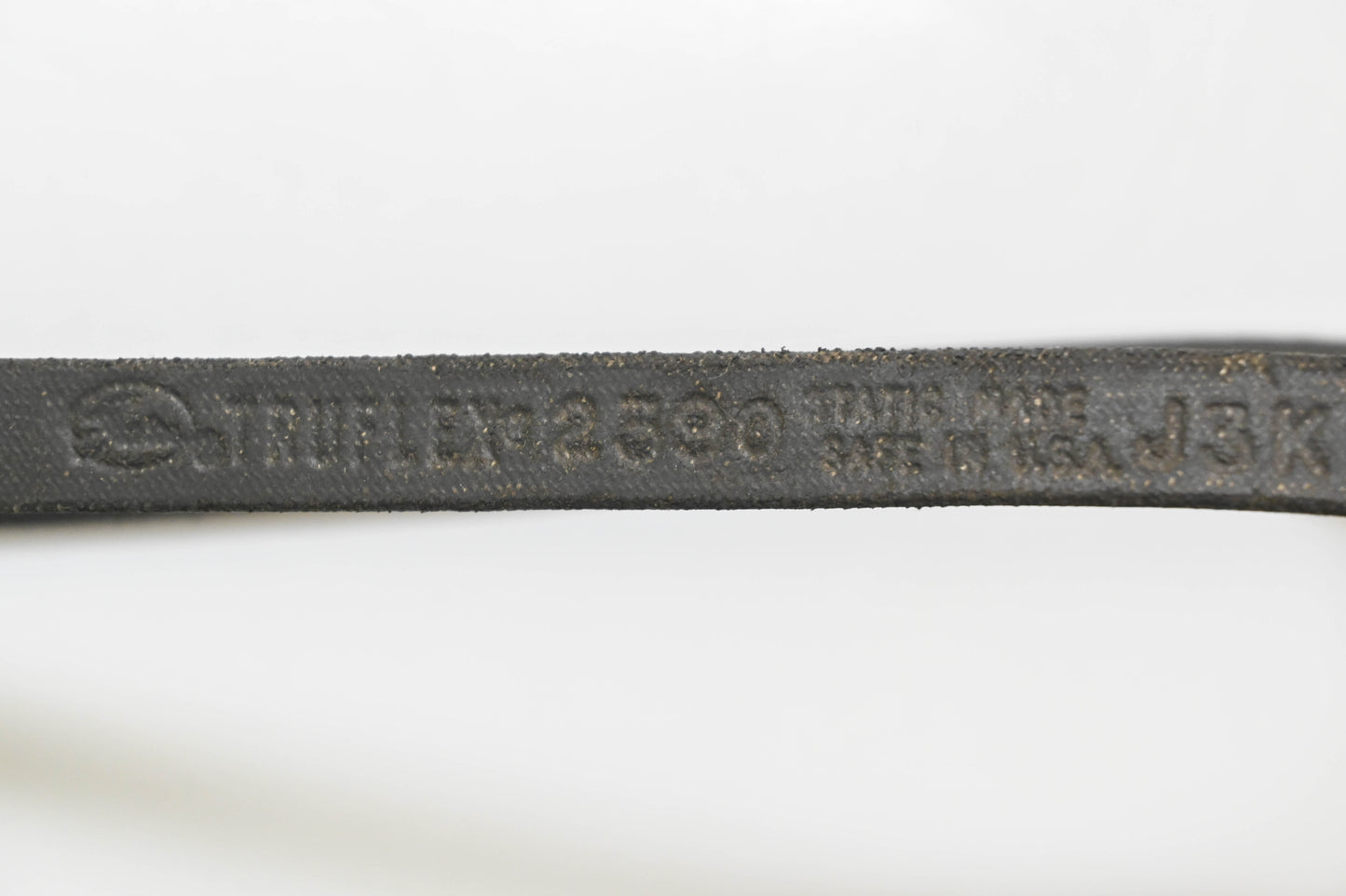 Gates 2390 V-Belt NOS