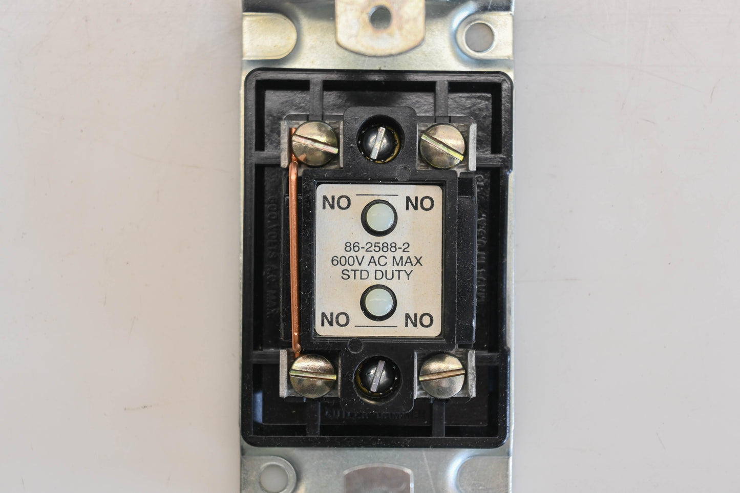 Cutler-Hammer 86-2588-2 Raise/Lower Switch Kit NOS