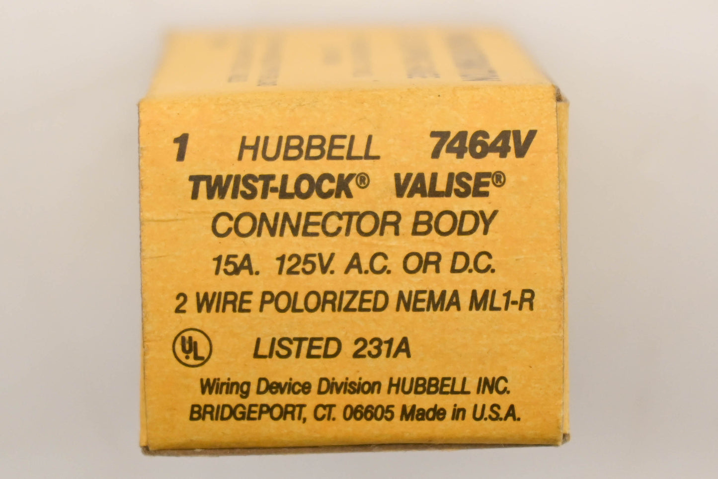 Hubbell 7464V 15A-125V Twist-Lock Connector Body Assembly NOS
