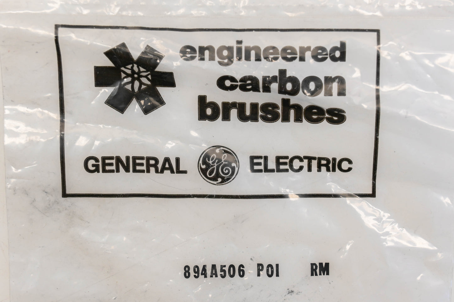 GE 894A506P01 Brushes Qty 2 NOS