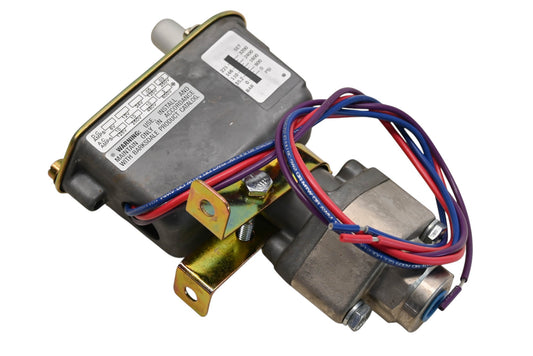 Barksdale C9612-3 Pressure Activated Switch NOS