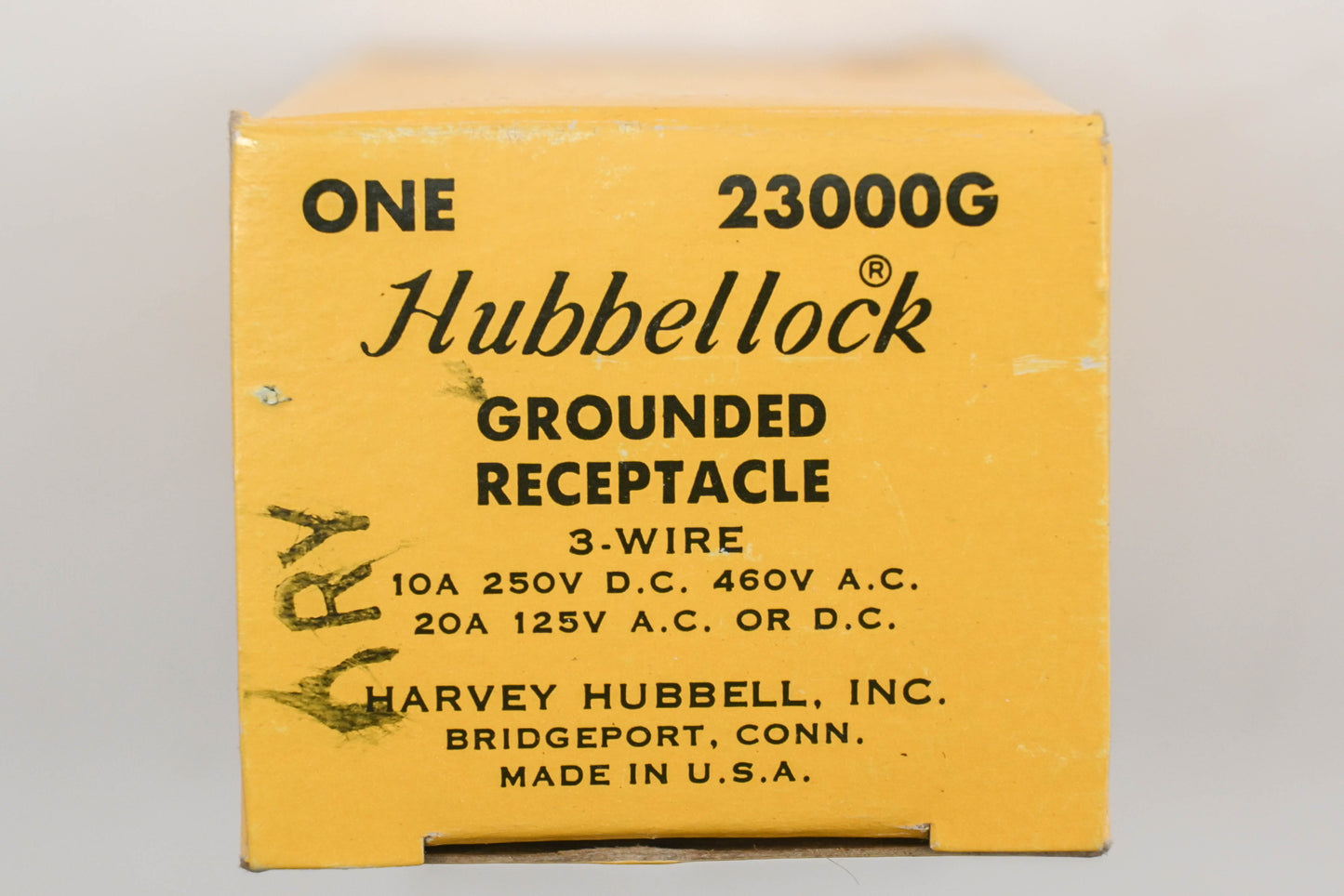 Hubbell 23000G Grounded Locking Receptacle NOS
