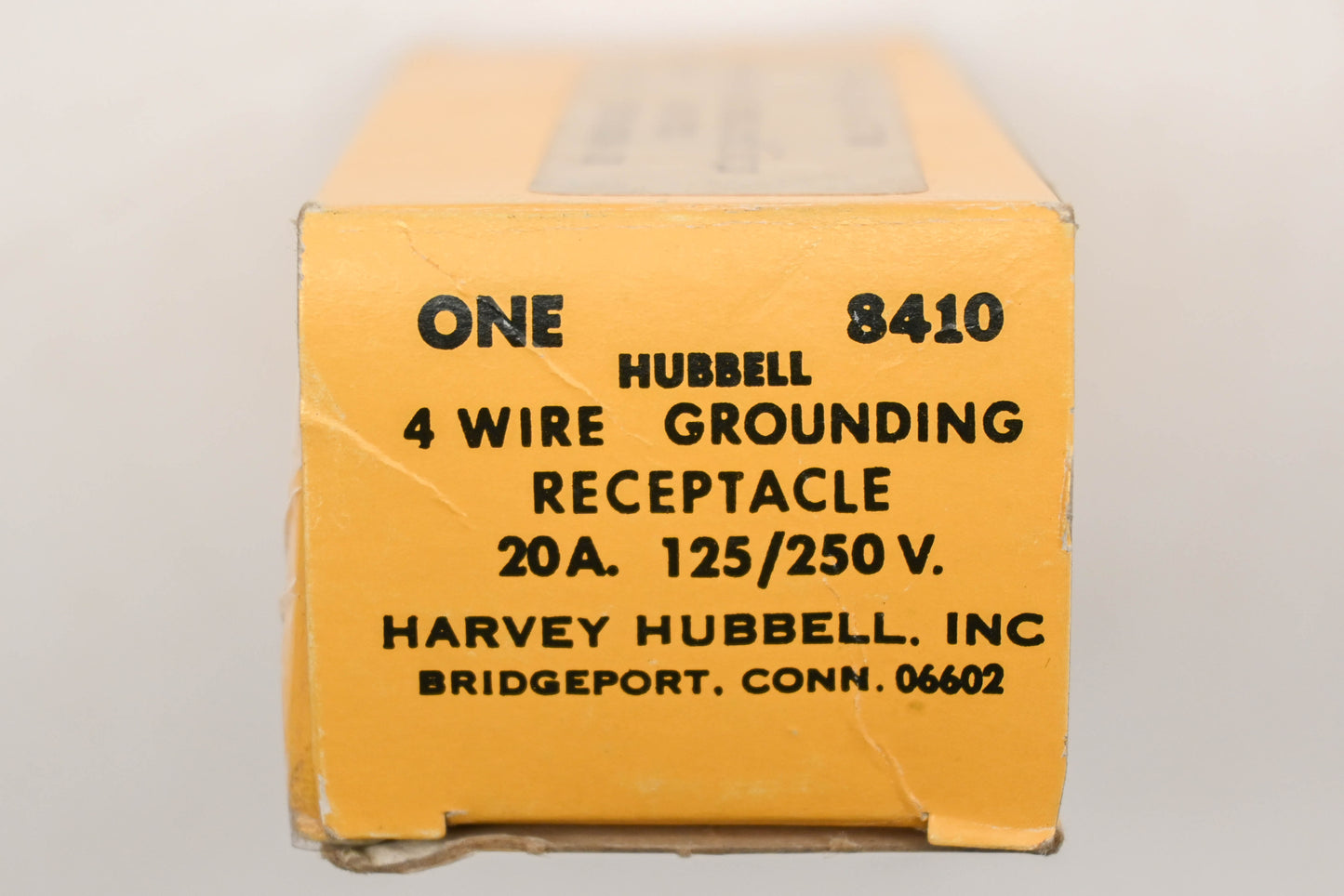 Hubbell 8410 4 Wire Grounding Receptacle NOS
