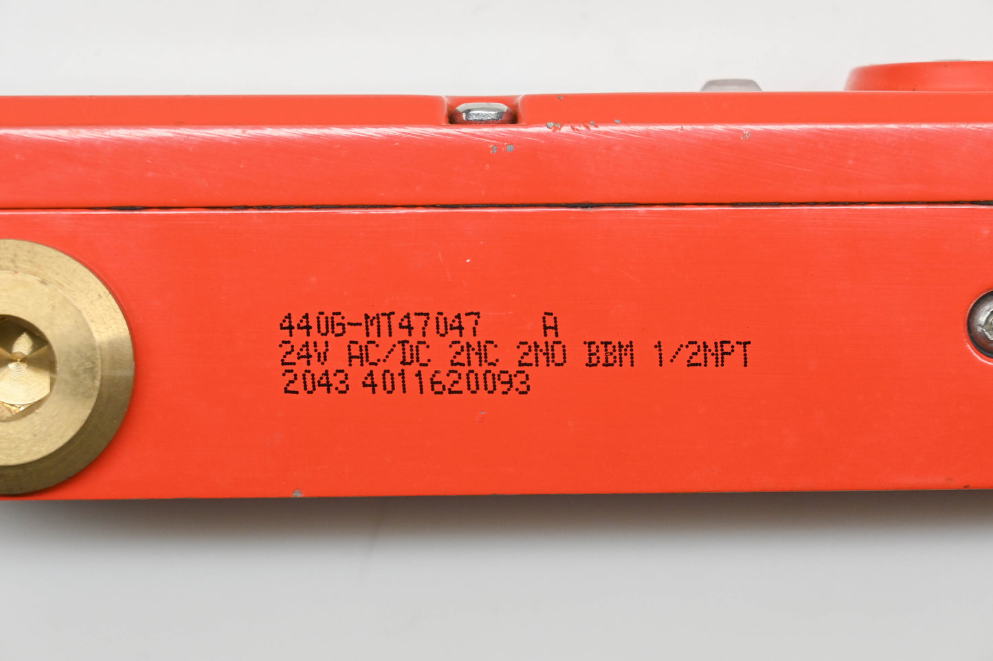 Allen-Bradley 440G-MT47047 Locking Safety Switch Assembly
