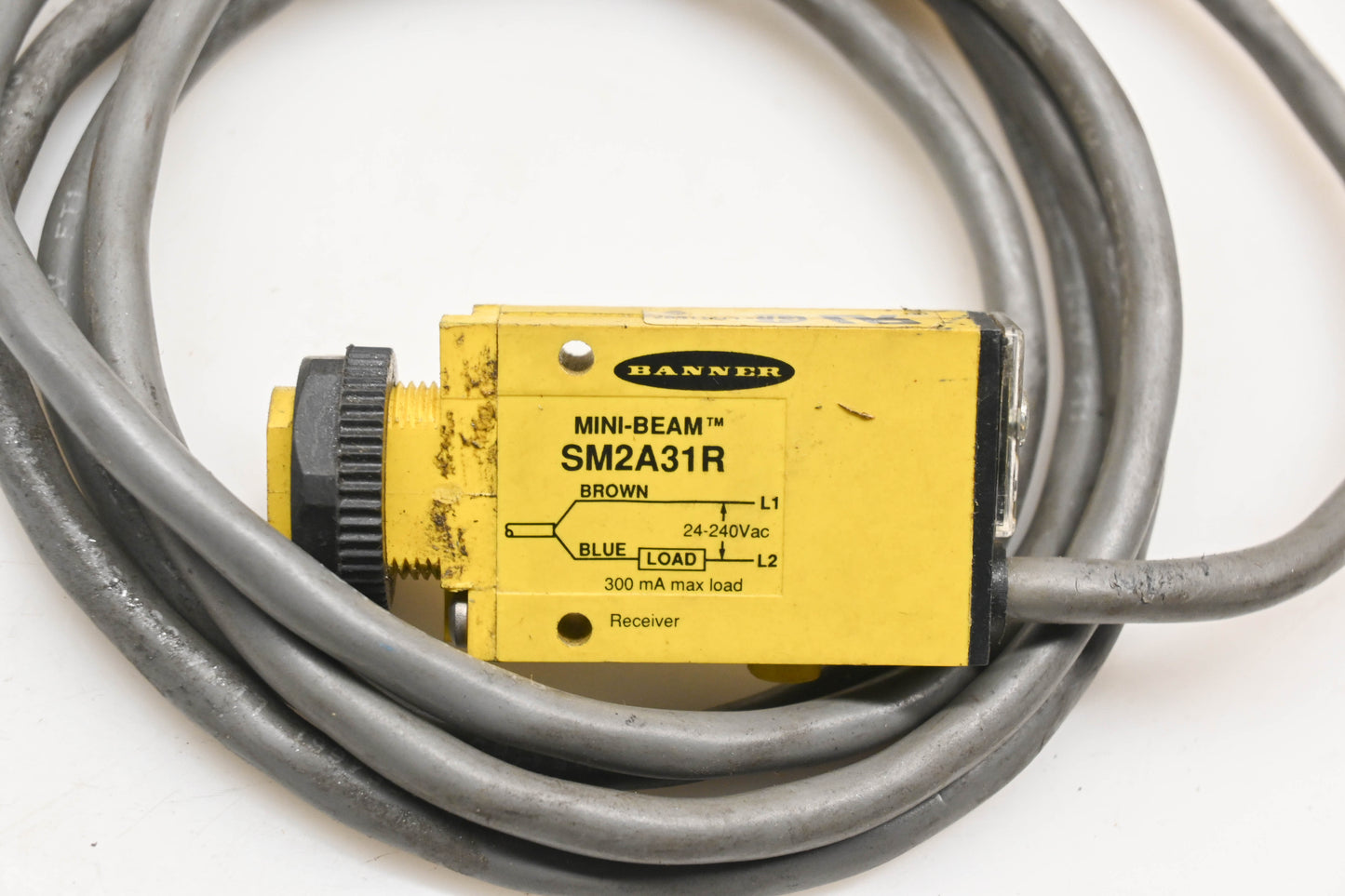 Banner 26060, SM2A31R 24-240V AC Photoelectric Sensor