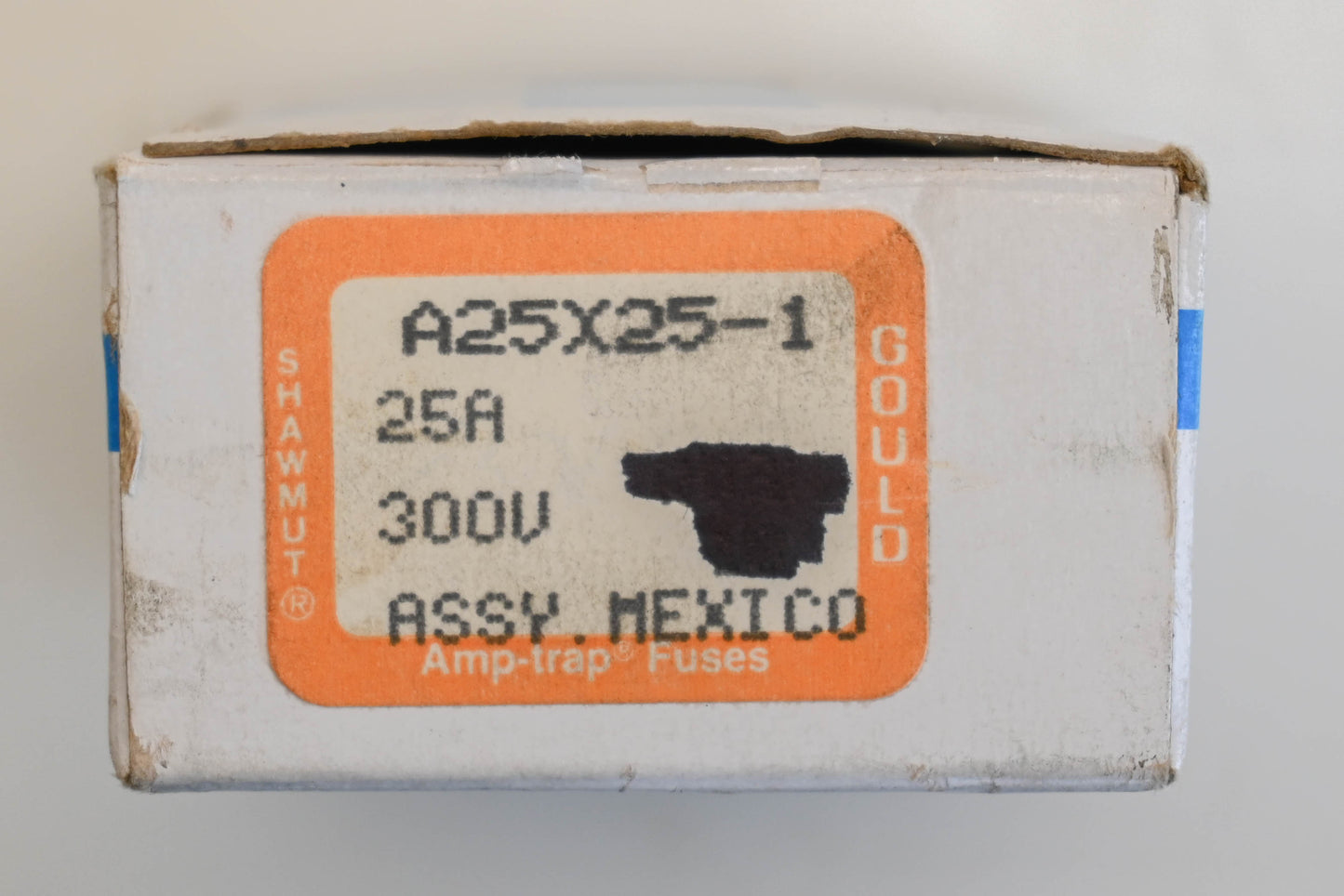 Gould A25X25-1 25A-300V Fuses Qty 3