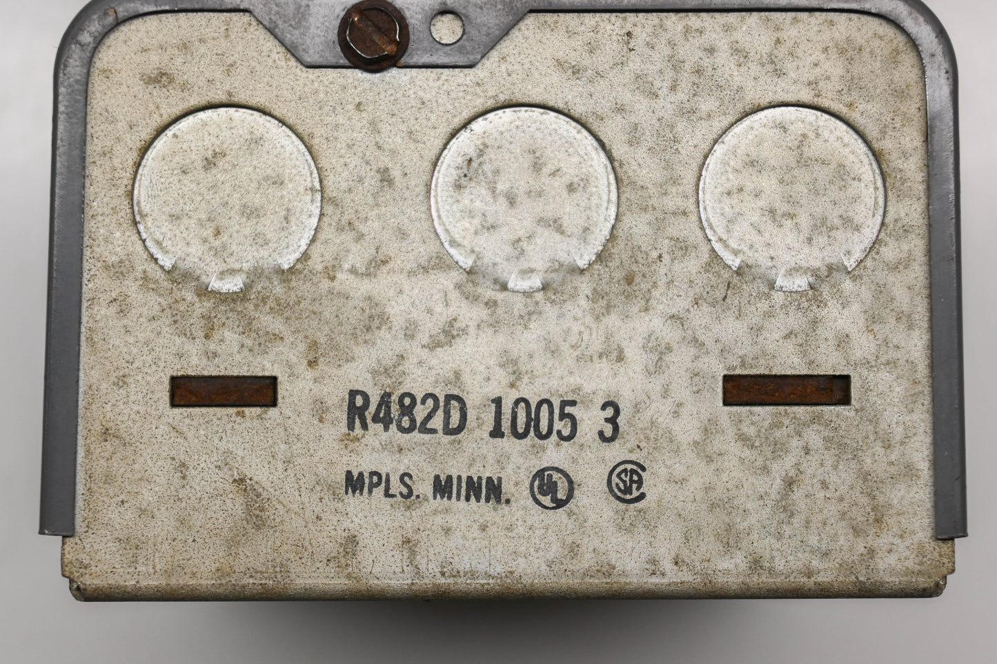 Honeywell R482D 1005 3 Switching Relay Box NOS