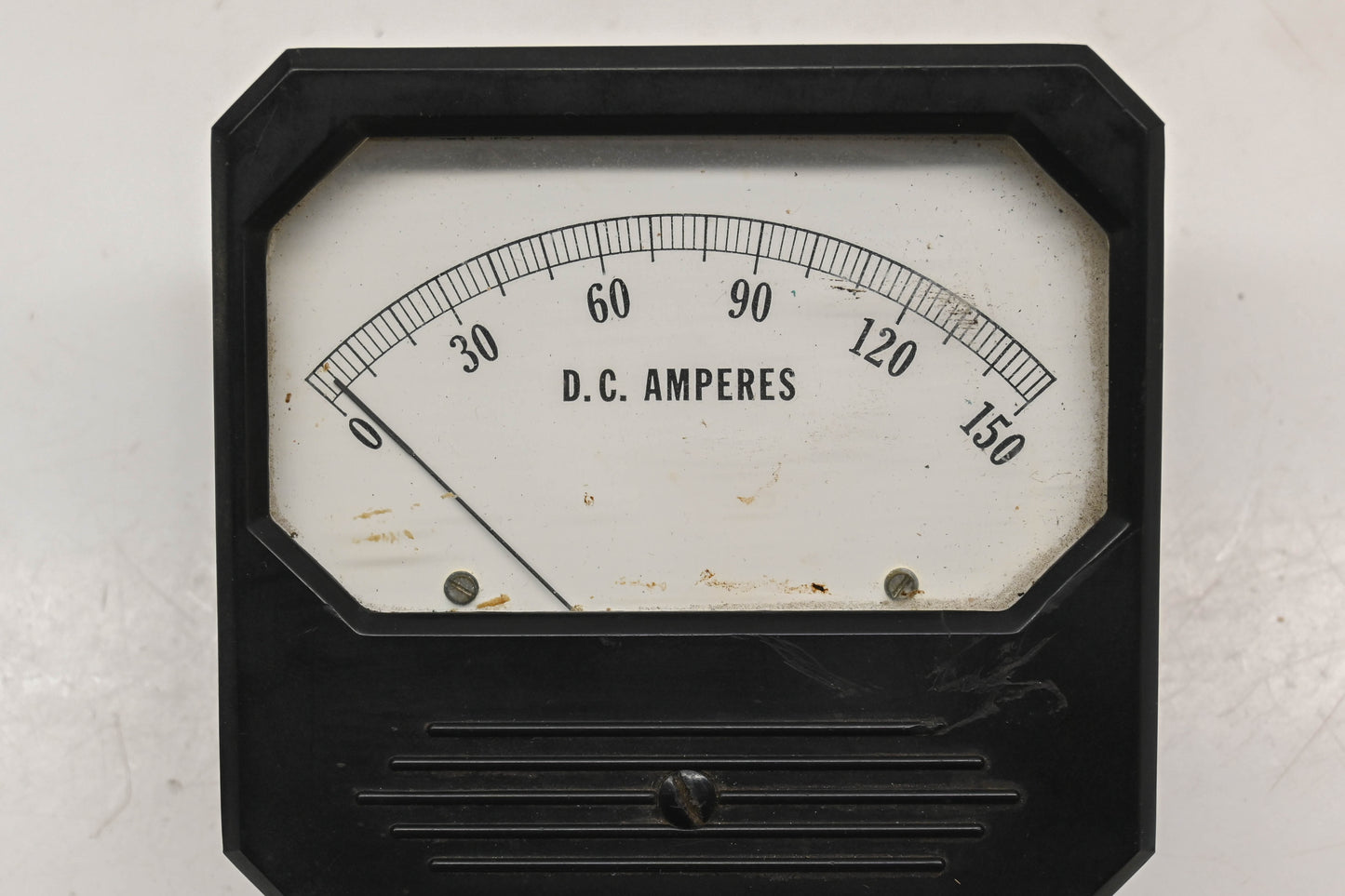 Triplett Electric 65200-Z 0-150 Amp DC Voltage Meter NOS