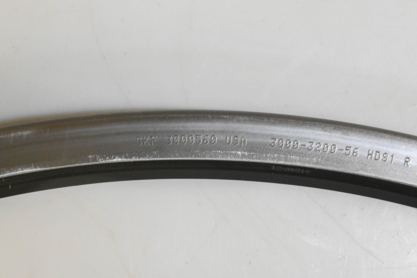 SKF 3000560 30" x 32" x 7/8" Oil Seal NOS
