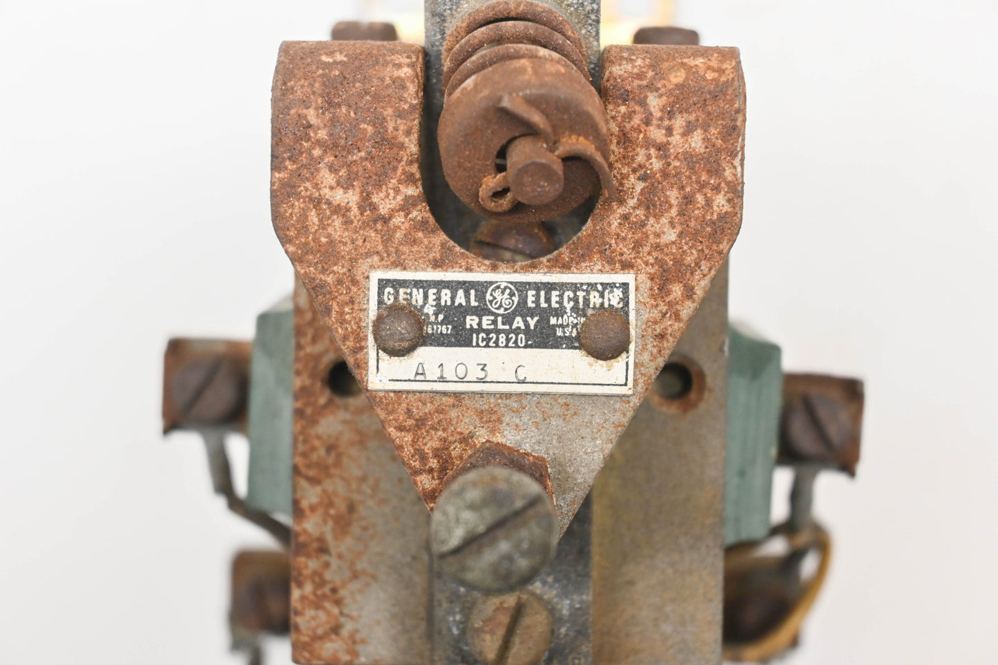 GE IC2820A103C Relay Assembly