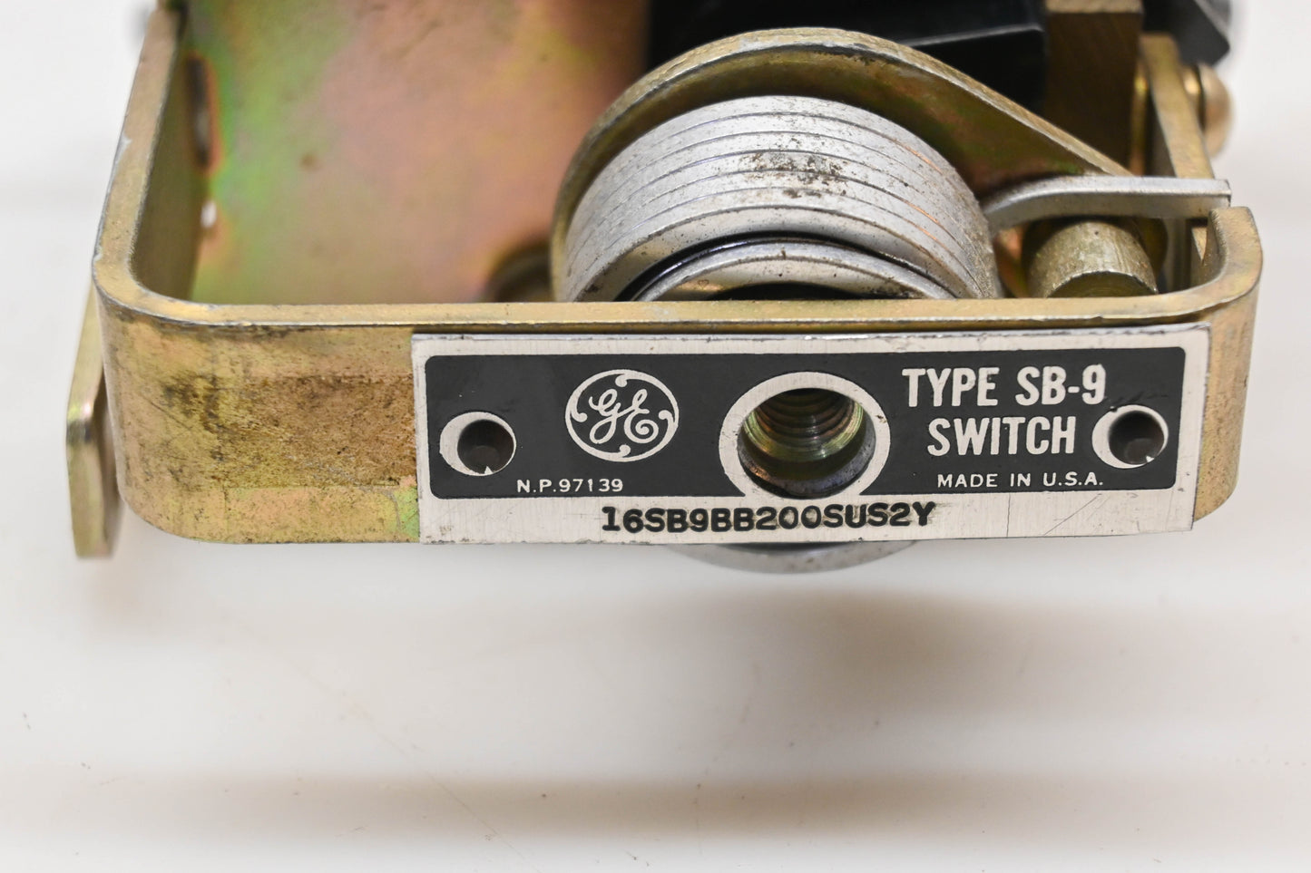 GE 1C16SB9BB200SUS2Y Rotary Switch Kit